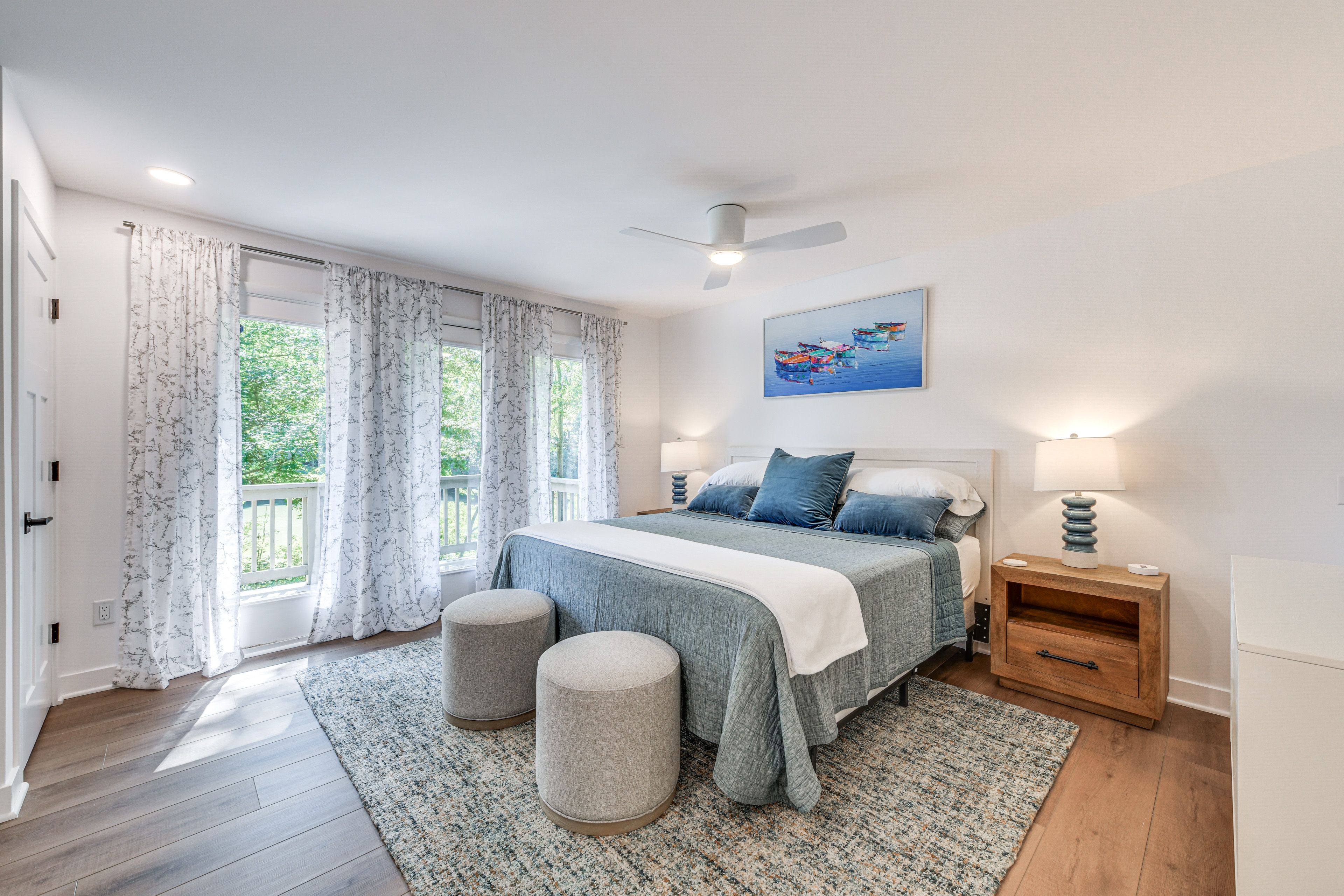 Bedroom 1 | King Bed | 1st Floor