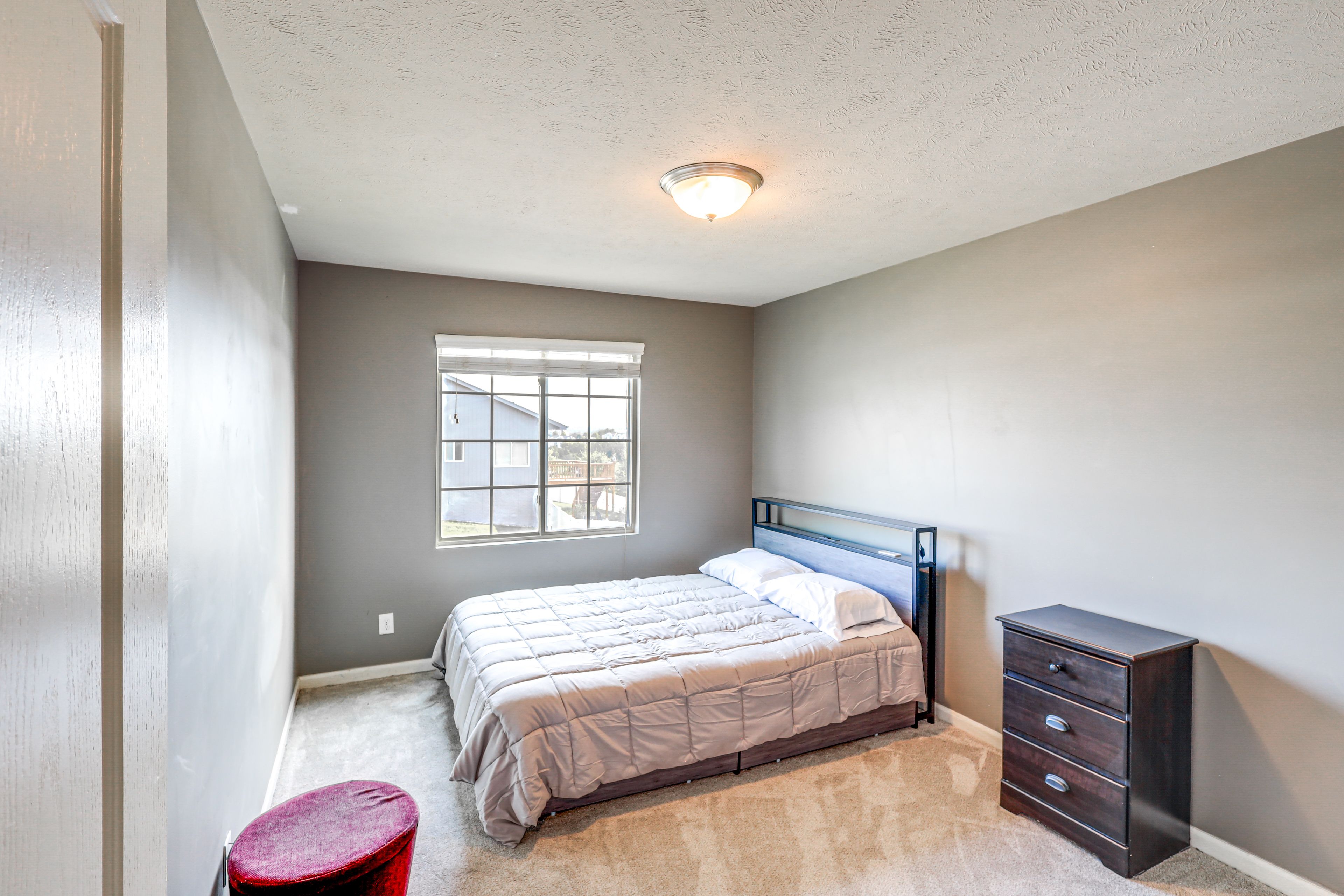 Bedroom 2 | Main Level | Queen Bed