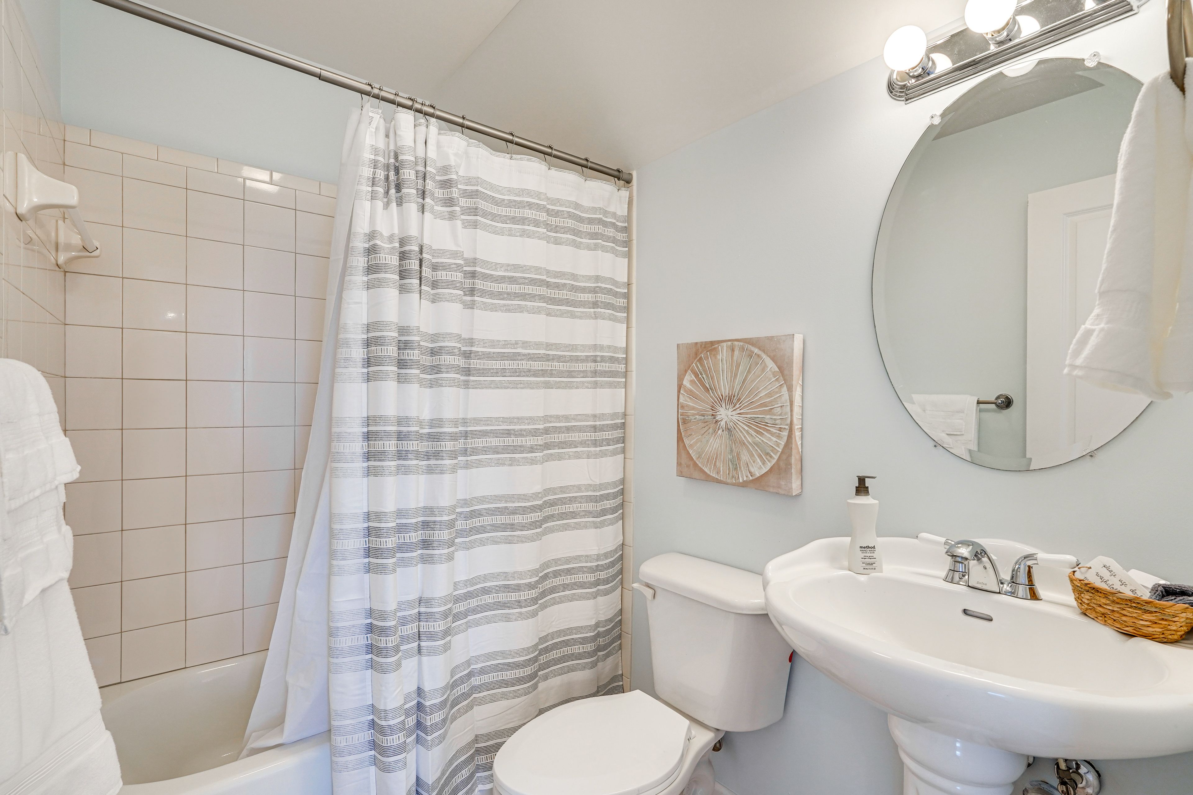 En-Suite Bathroom | 2nd Floor