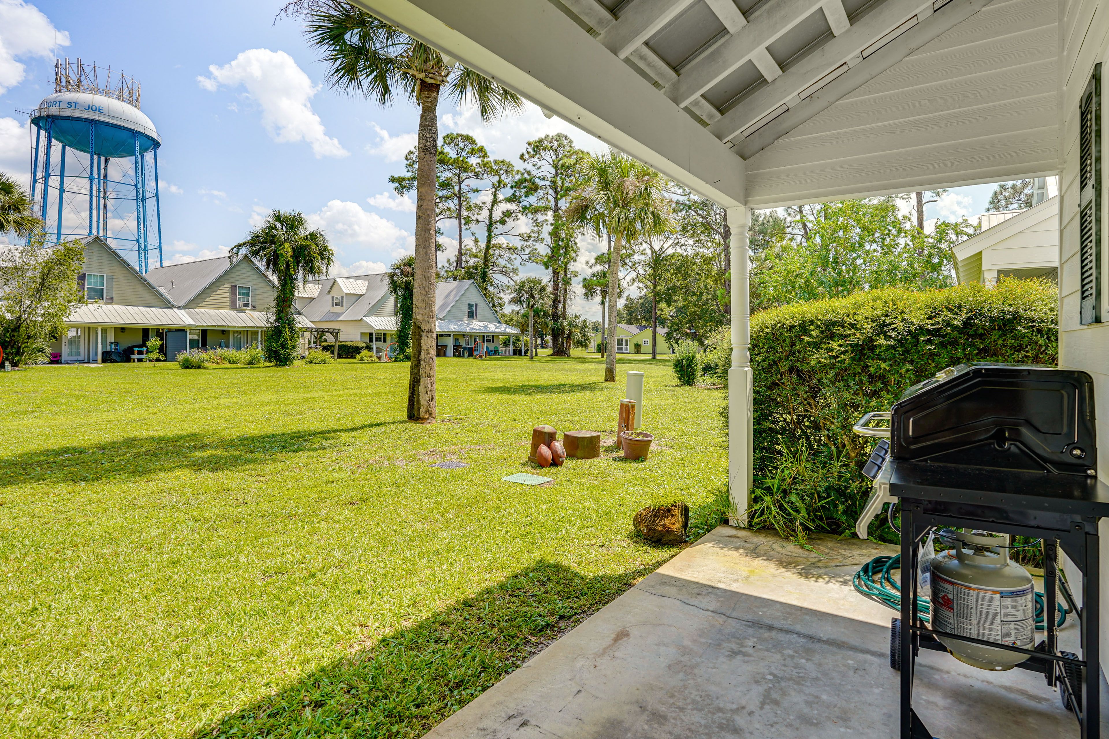 Covered Patio | Backyard | Gsa Grill (Propane Provided)