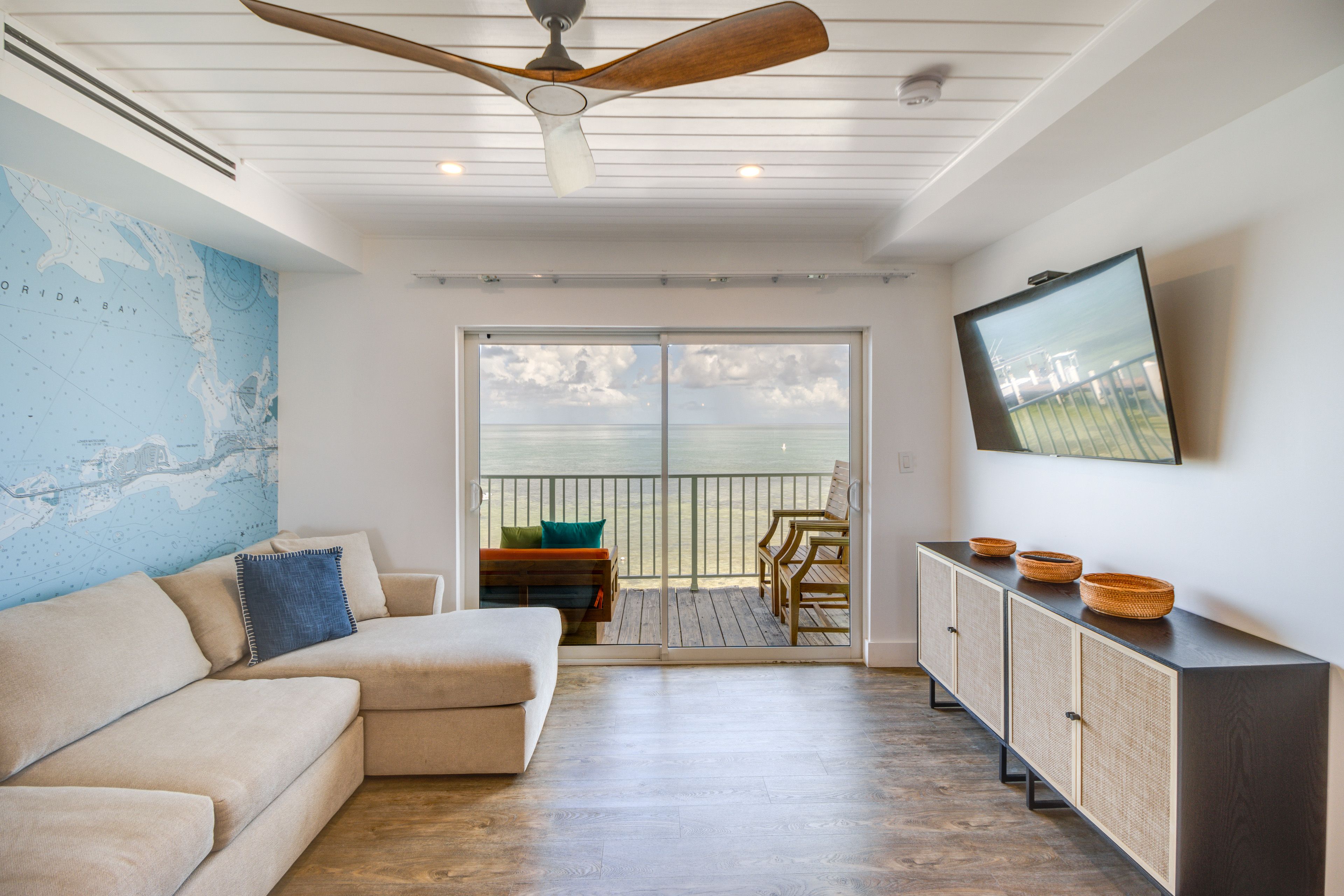 Living Room | Smart TV | Queen Sleeper Sofa | 1st Floor