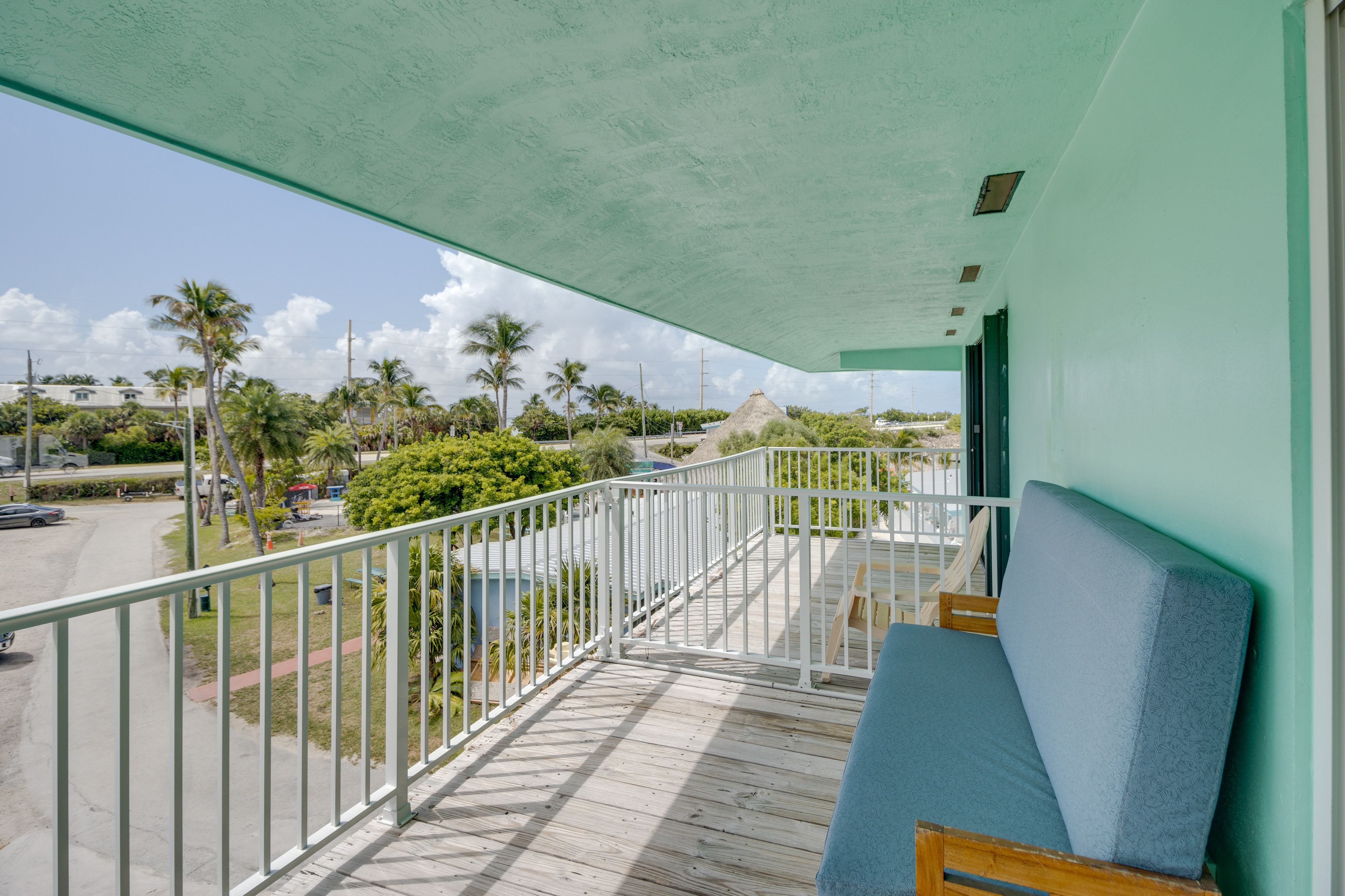 Private Balcony | Outdoor Seating