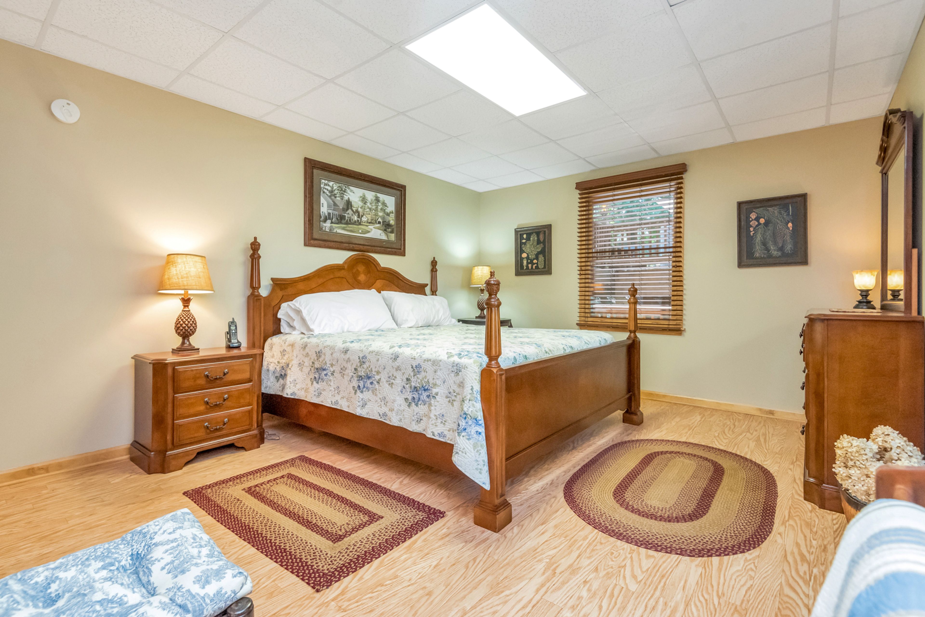 Bedroom 4 | King Bed | Lower Level