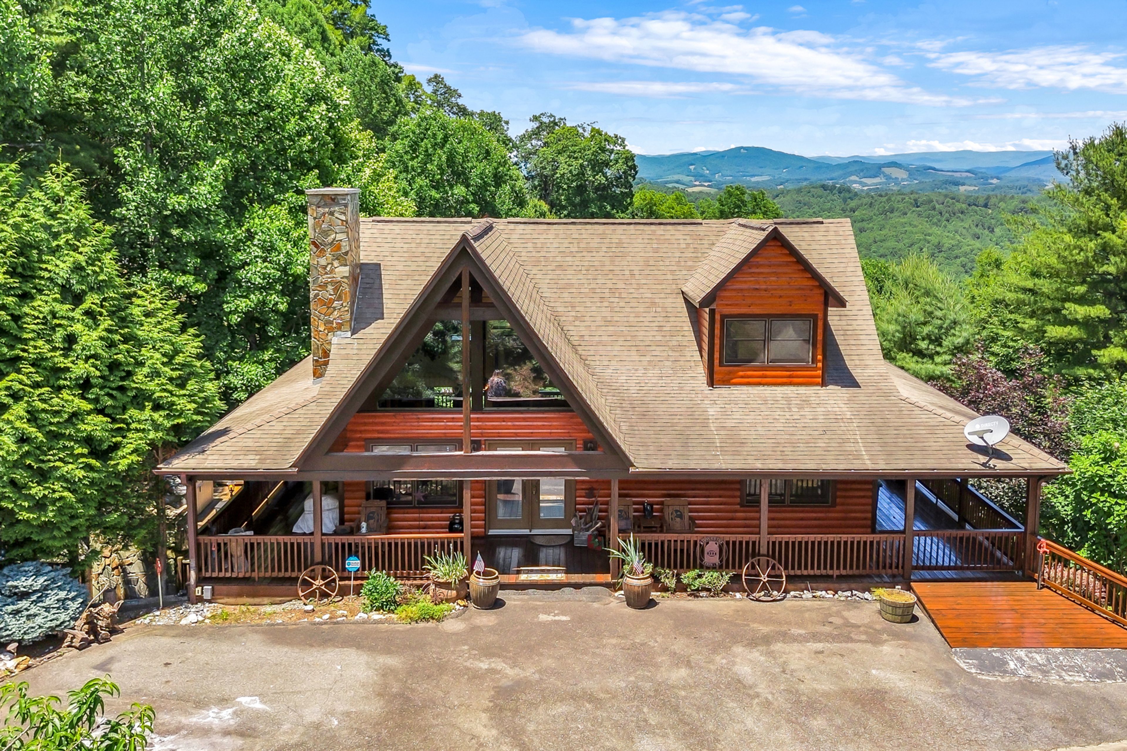 Property Exterior | 2-Story Deck | Patio | Gas Grill (Propane Provided)