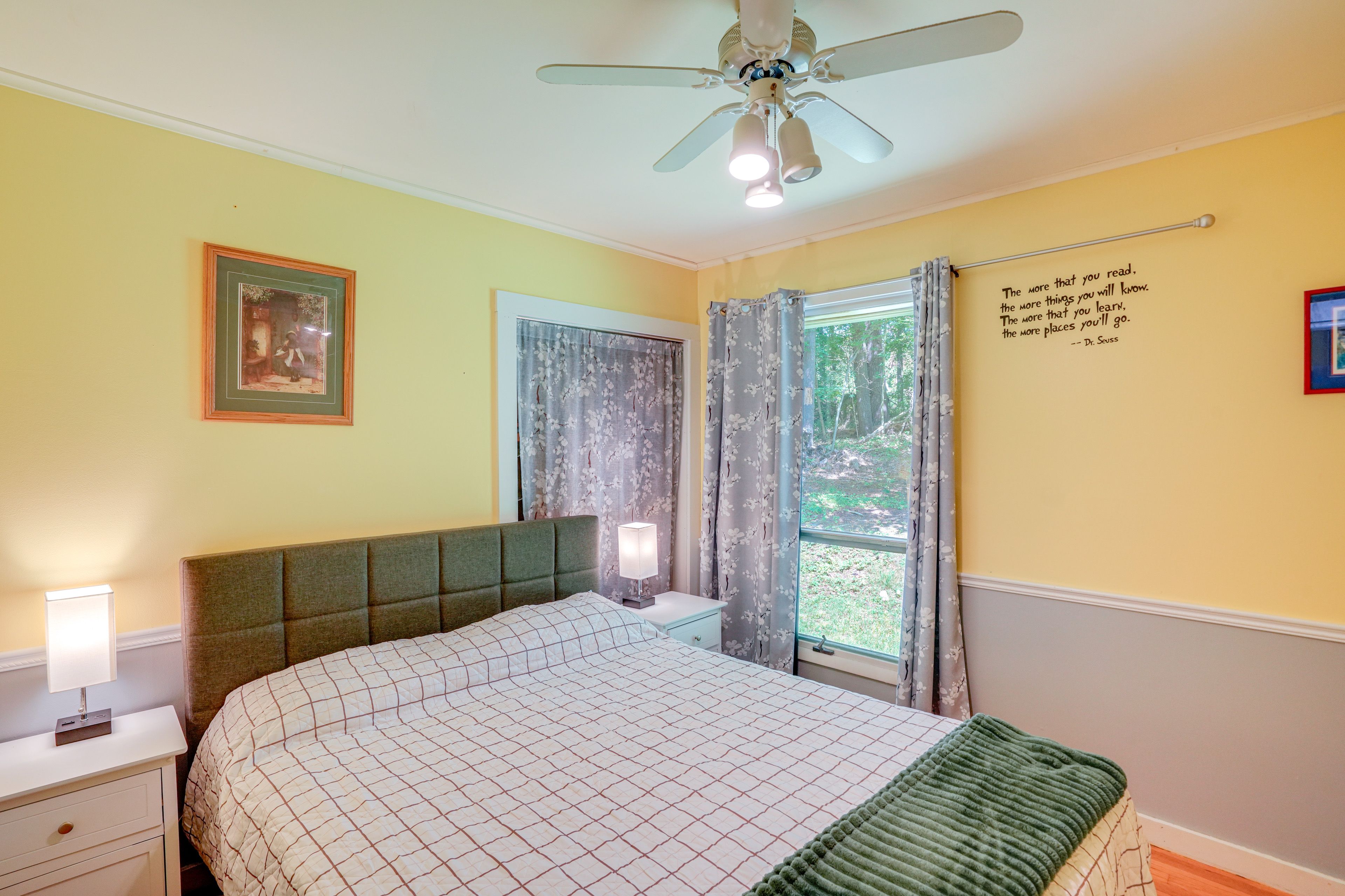 Bedroom 2 | Main Level | Queen Bed