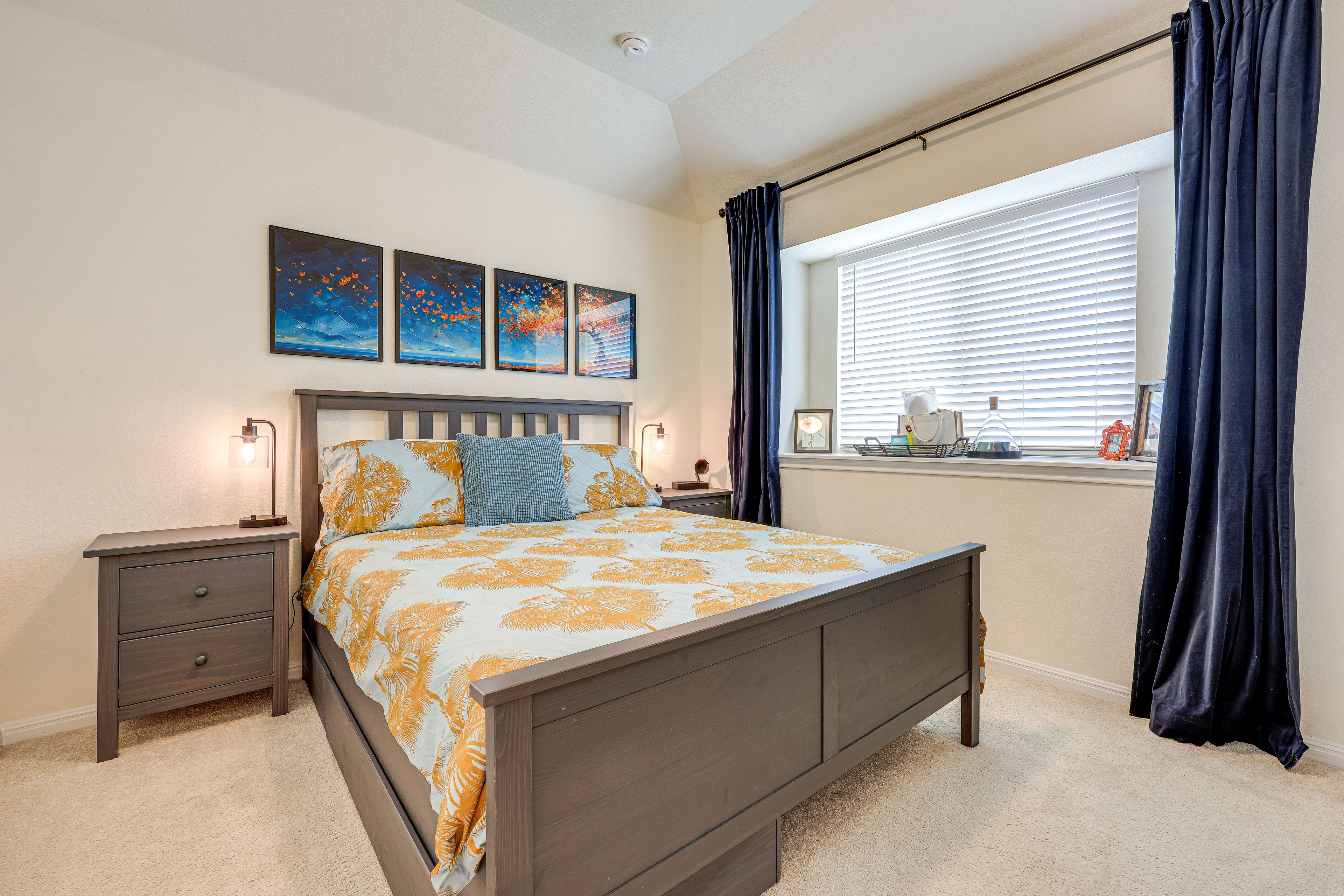 Bedroom 2 | Queen Bed | 2nd Floor