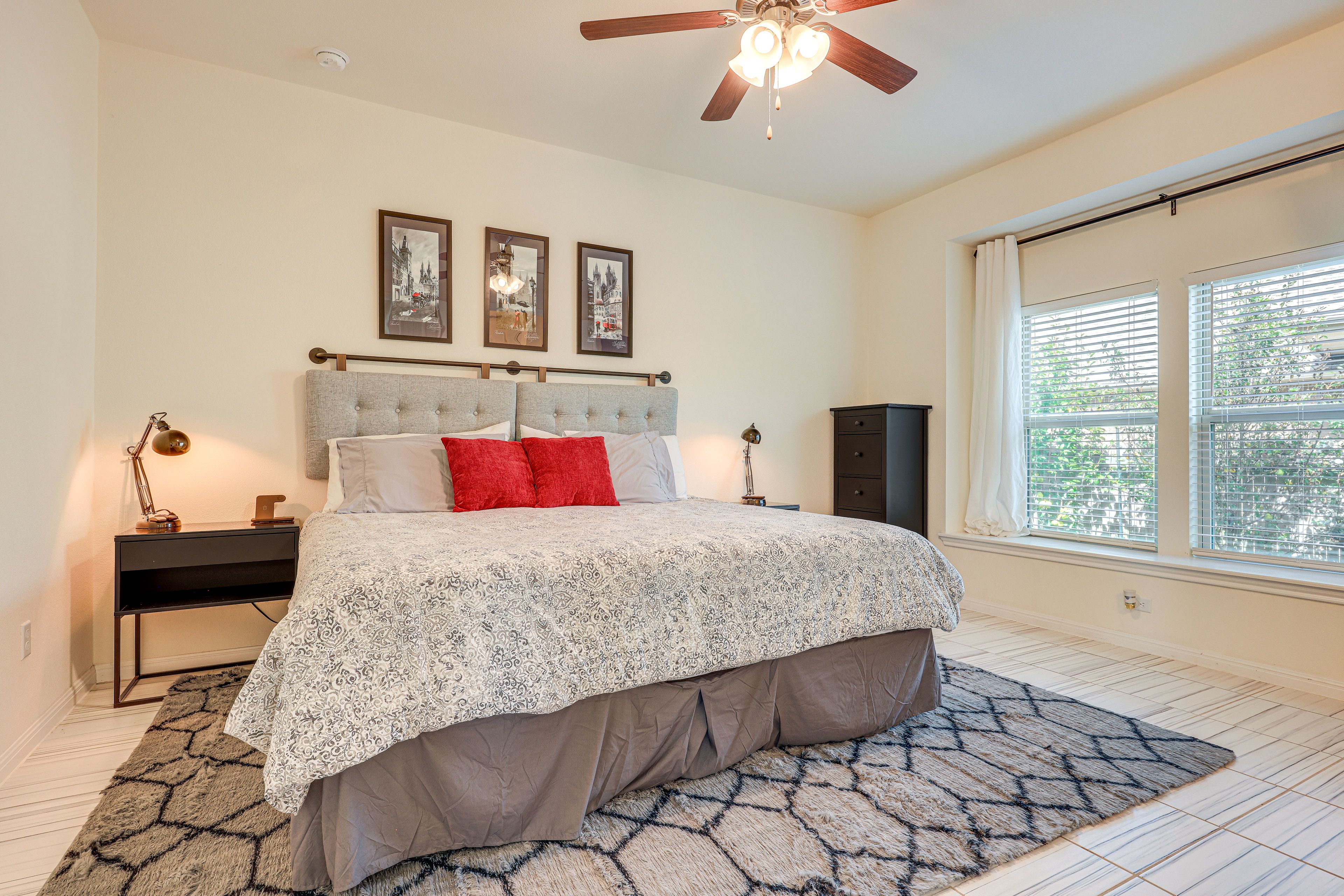 Bedroom 1 | King Bed | Linens Provided | 1st Floor