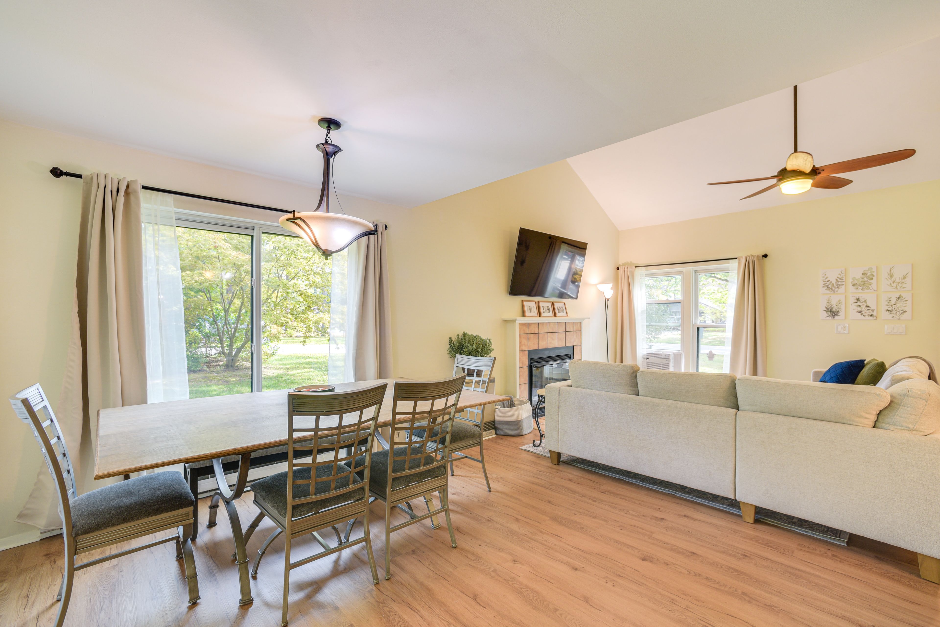 Dining Area | Dishware/Flatware | 1st Floor