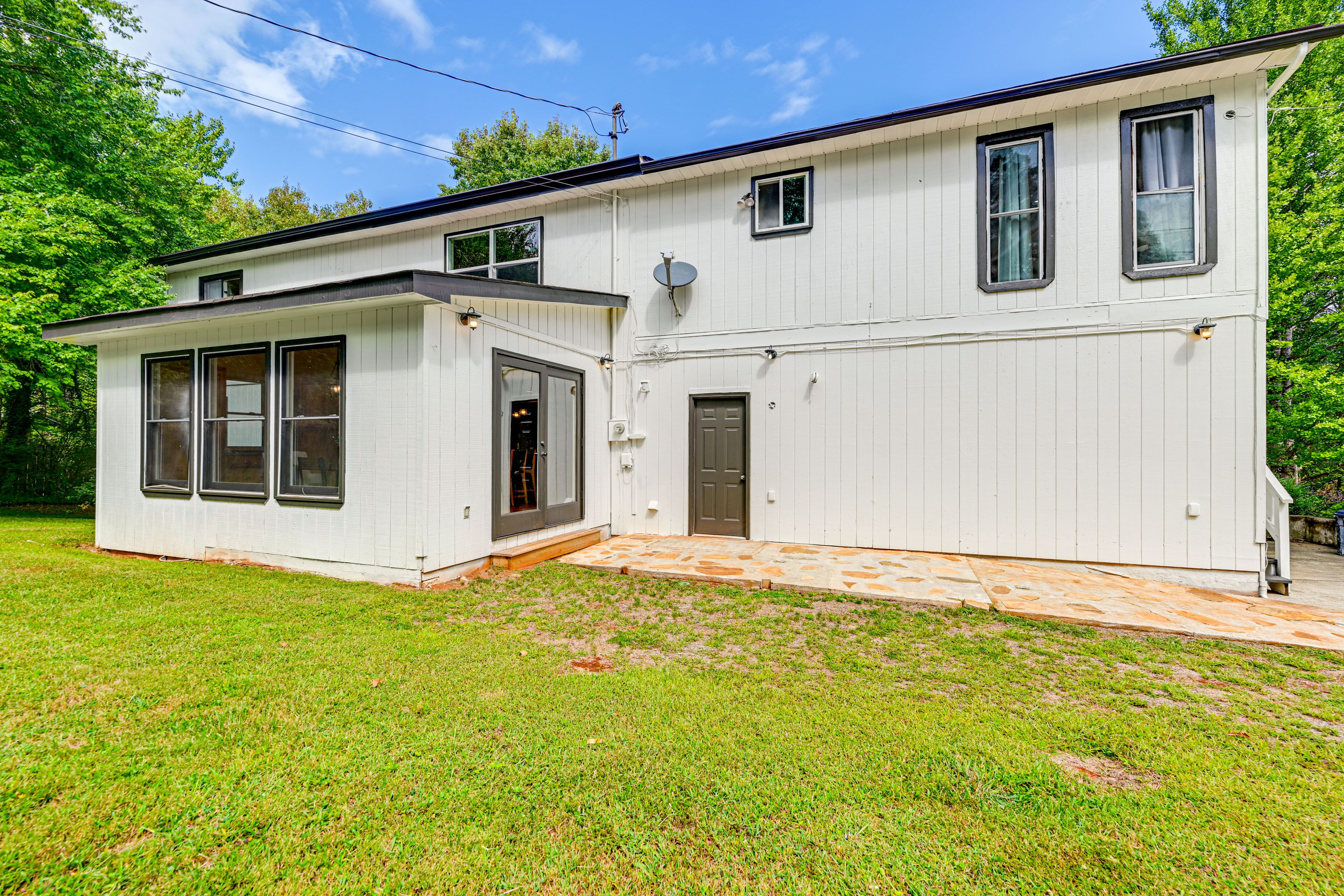 House Exterior | Private Yard