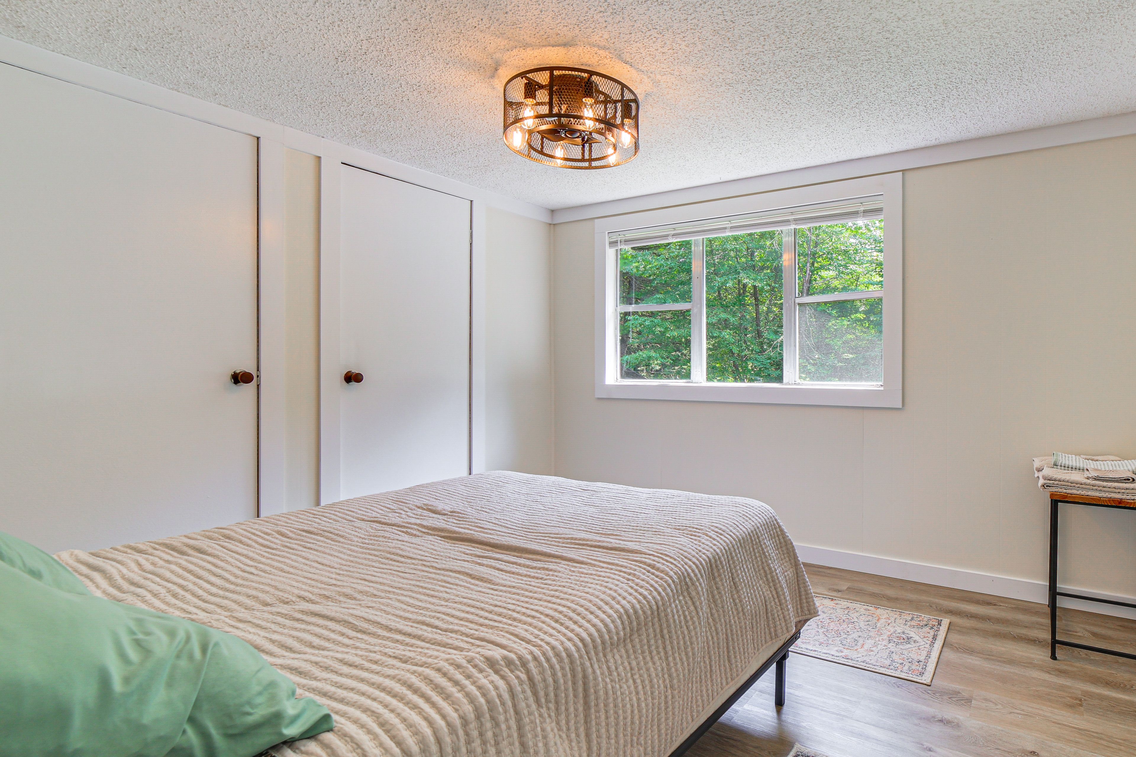 Bedroom 1 | Full Bed