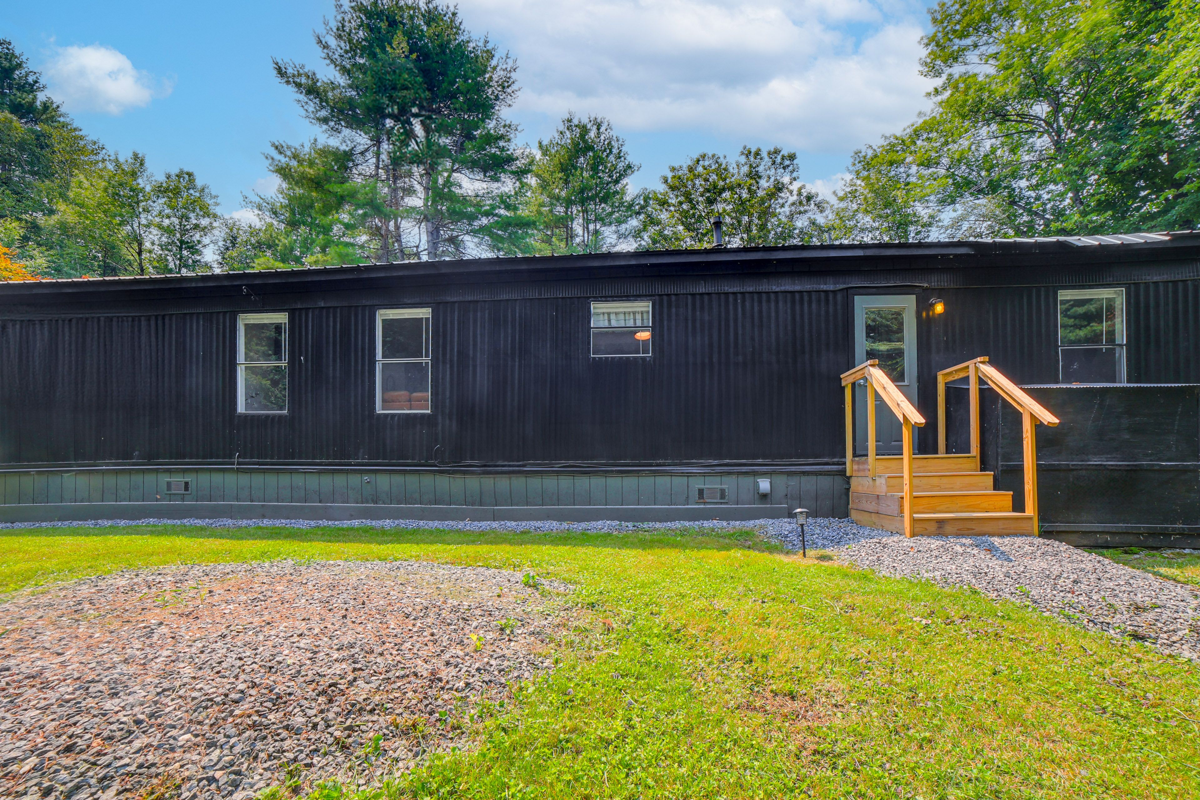 Driveway | Parking for 4 Vehicles | RV/Trailer Parking