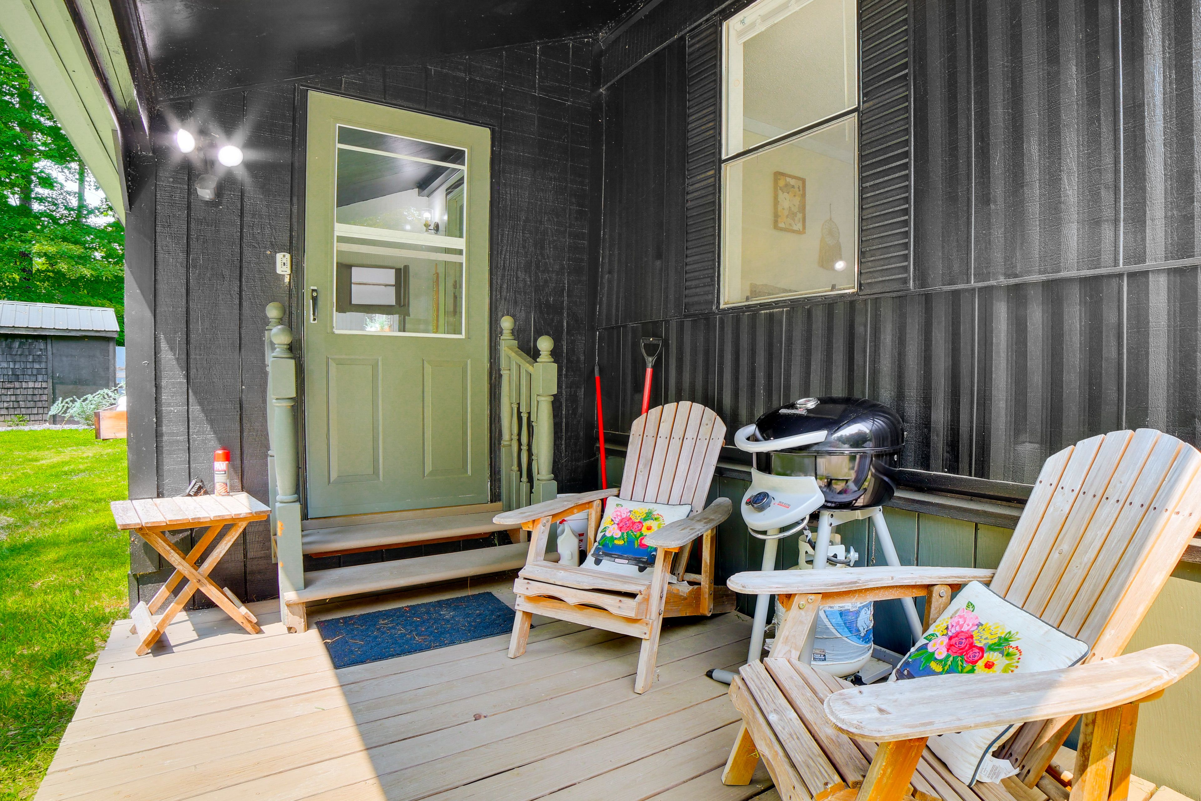 Private Deck | Gas Grill
