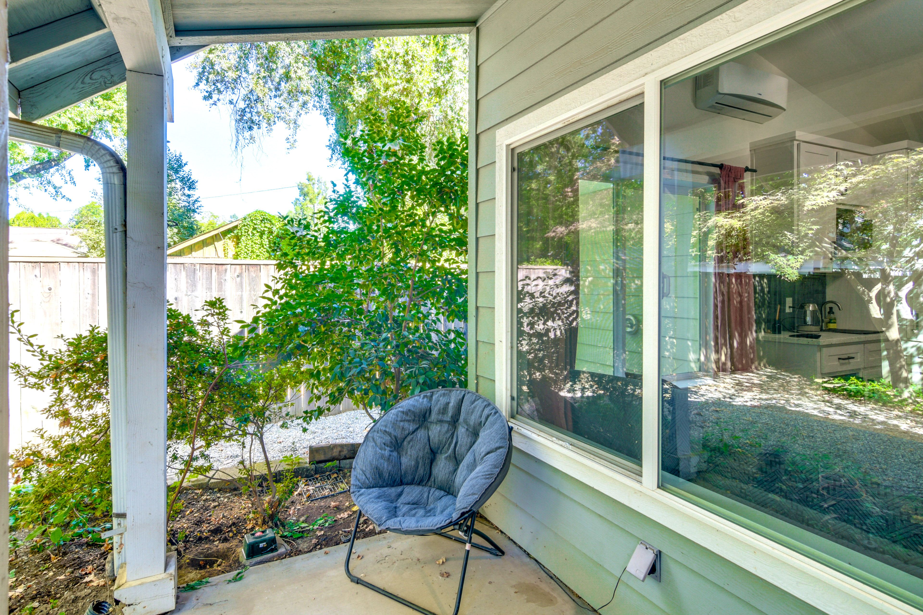 Private Patio | Shared Courtyard