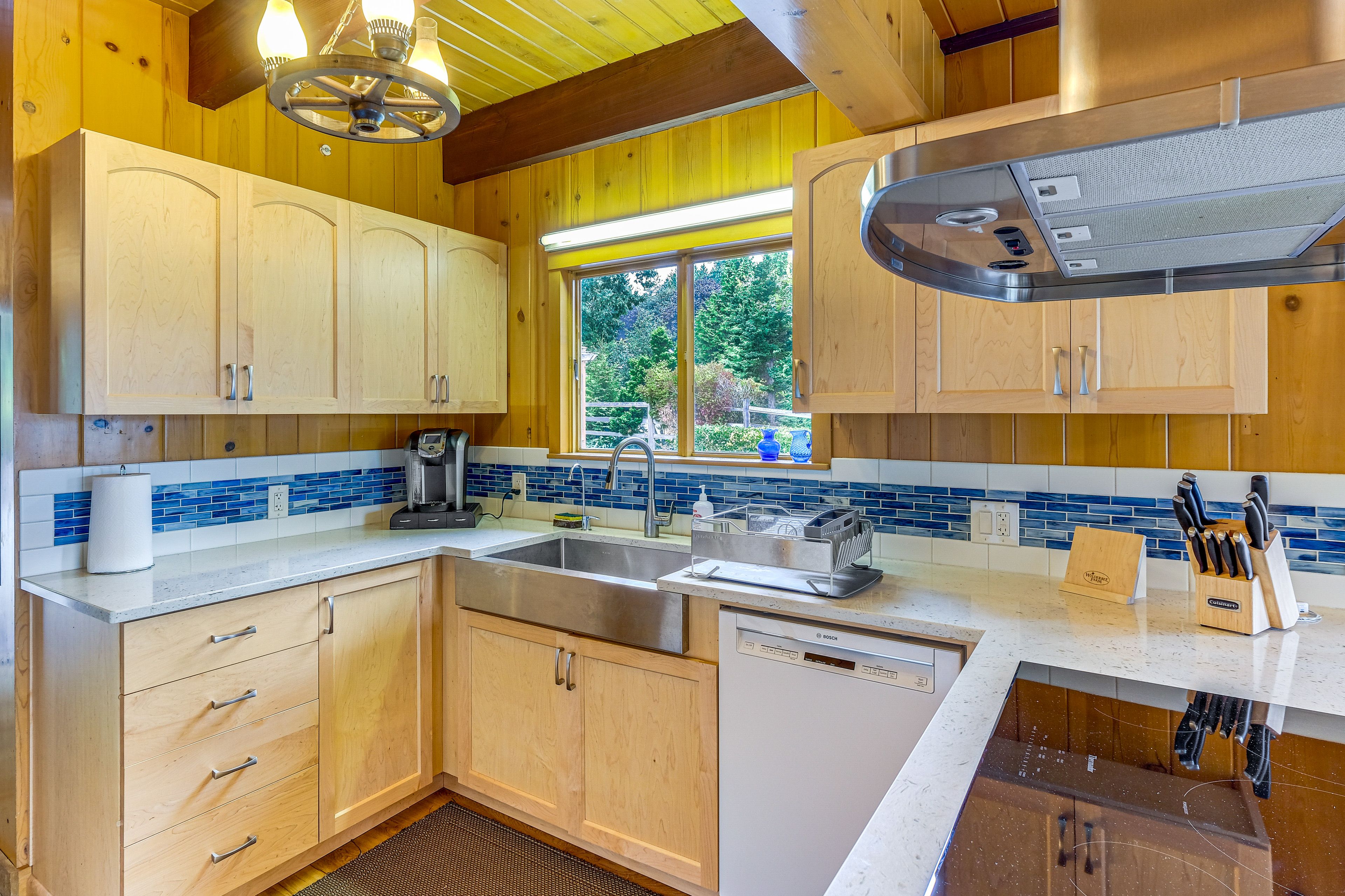 Kitchen | 1st Floor | Keurig & Drip Coffee Makers | Dishwasher | Cooking Basics