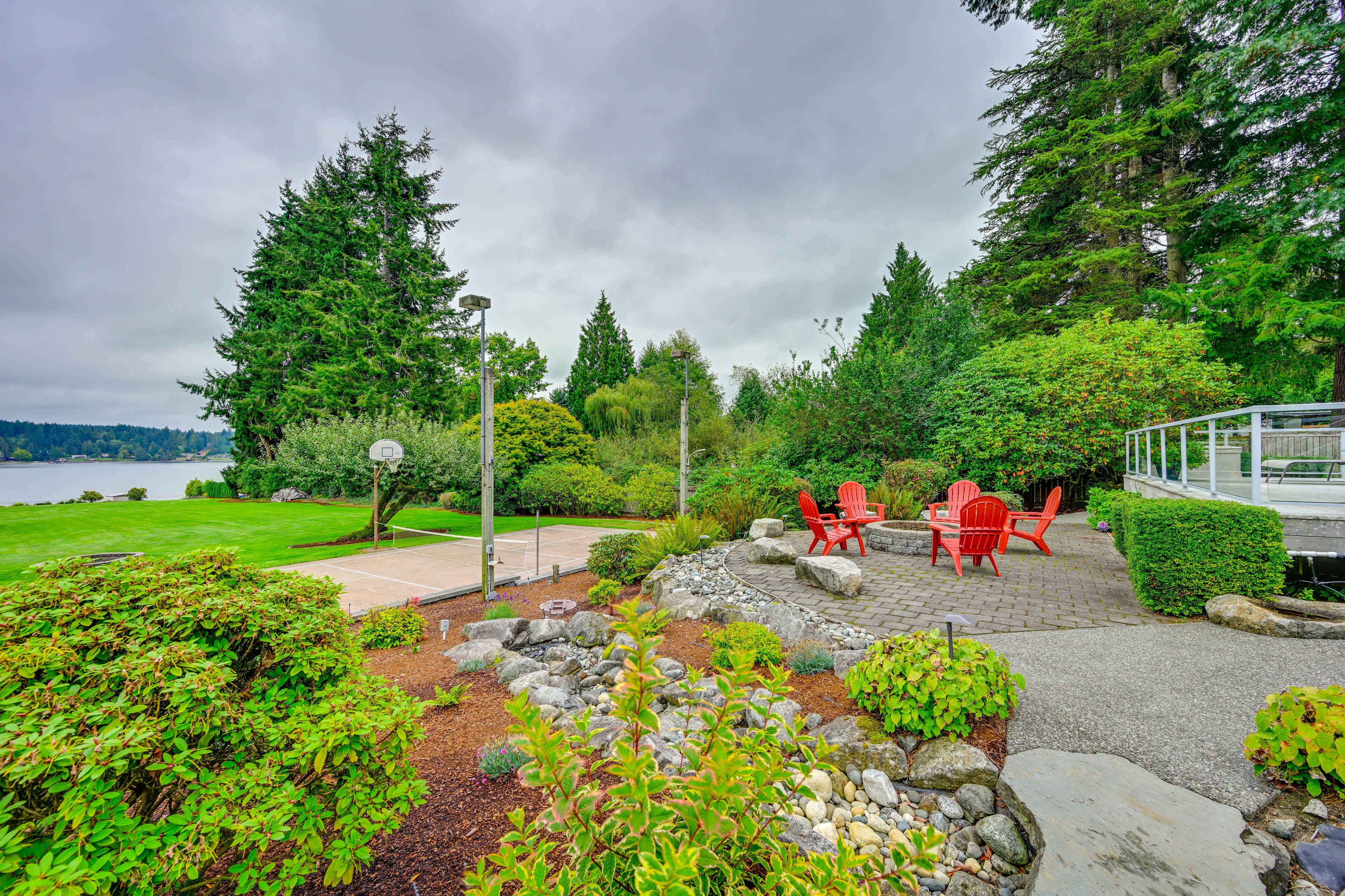 Yard Space | Fire Pit
