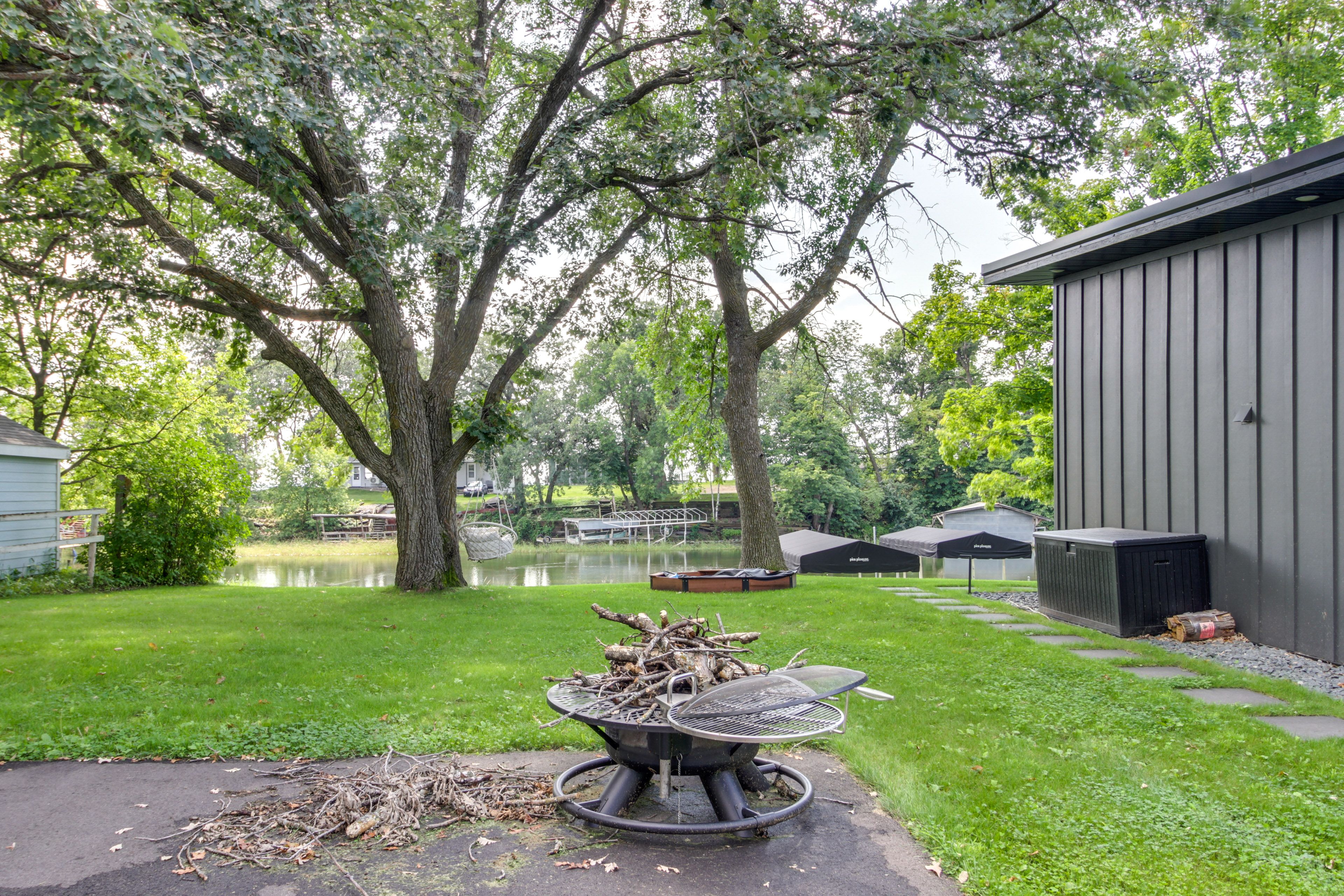 Wood-Burning Fire Pit