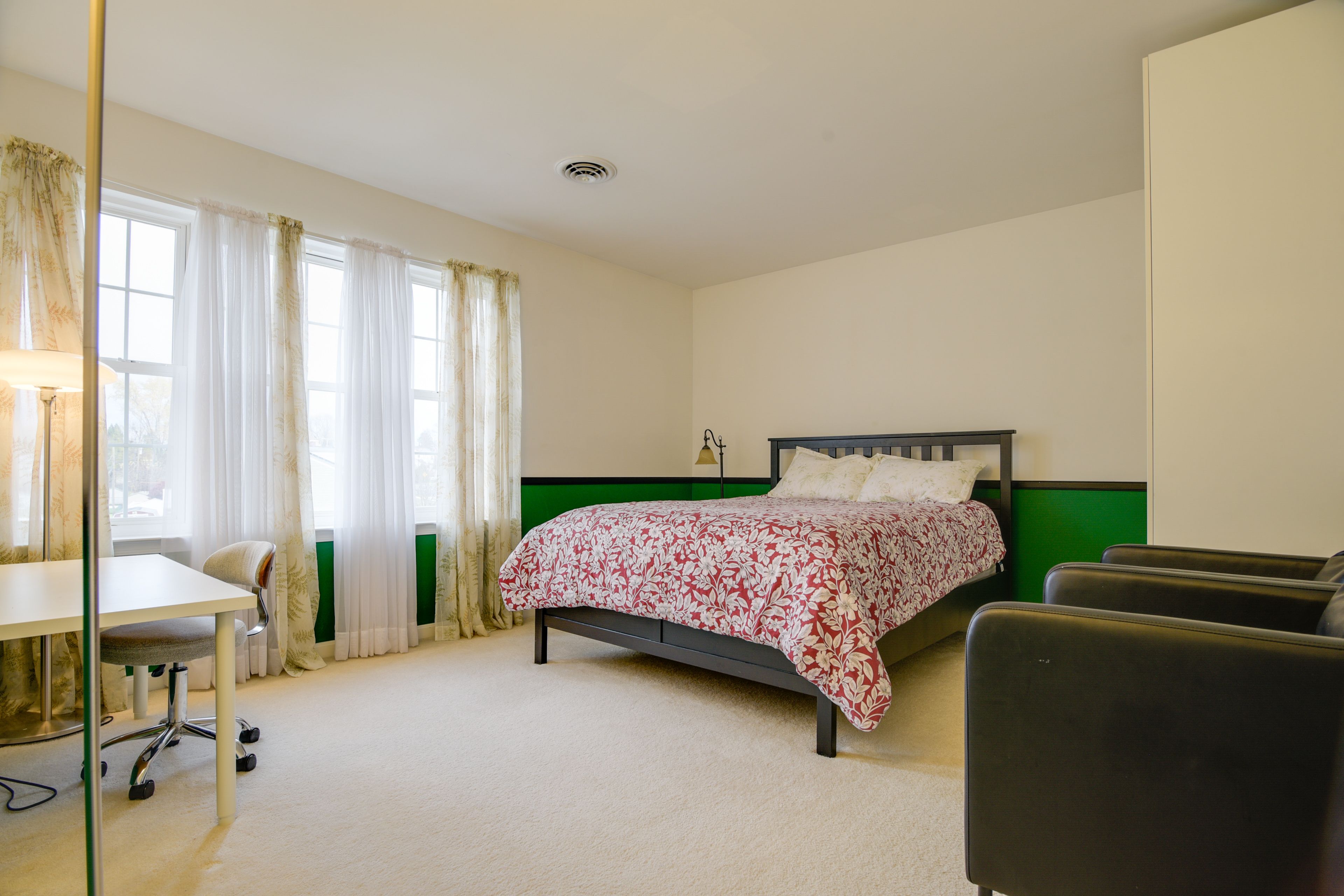 Bedroom 2 | Queen Bed | 2nd Floor
