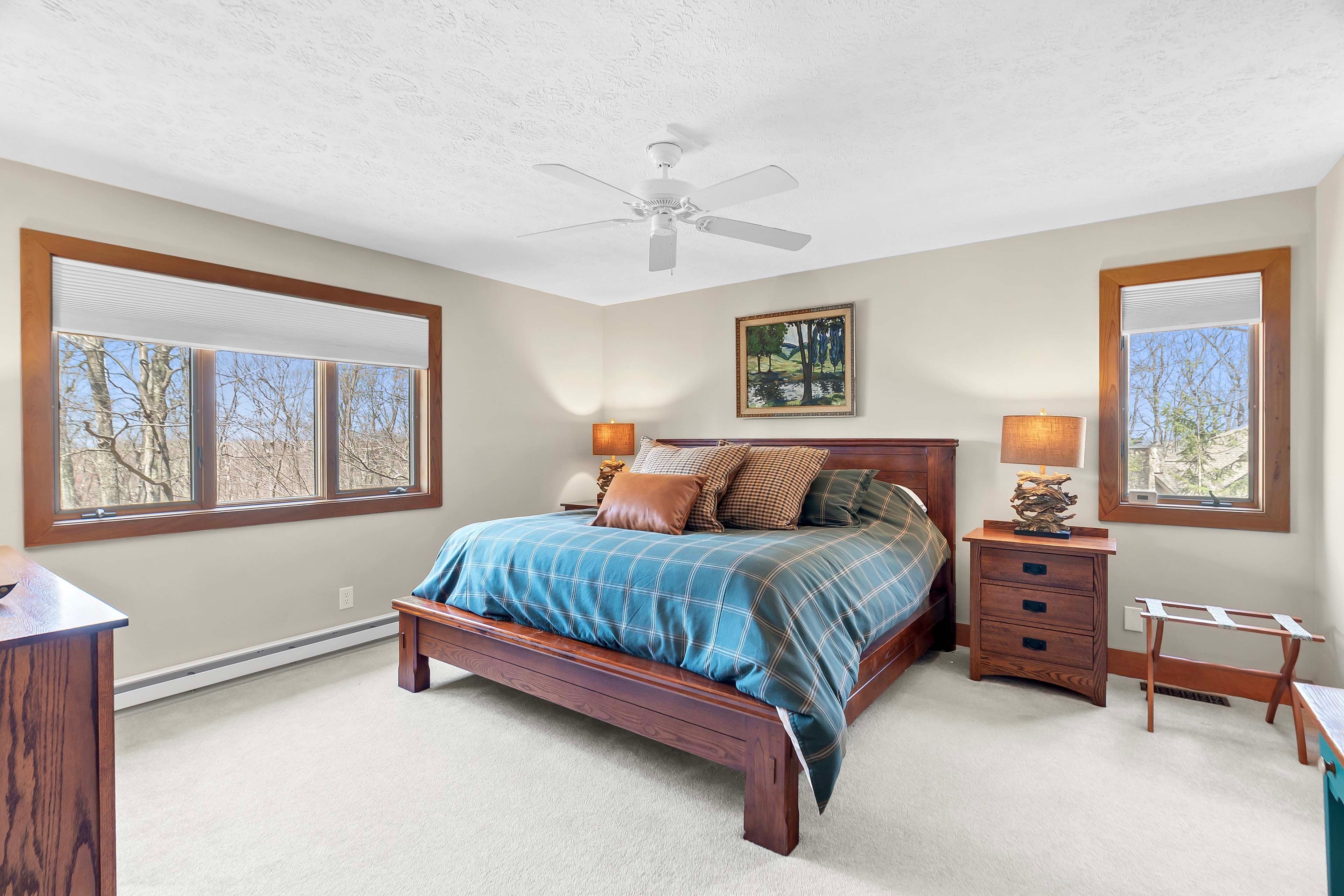 Bedroom 1 | King Bed | 2nd Floor | Linens Provided | En-Suite Bathroom