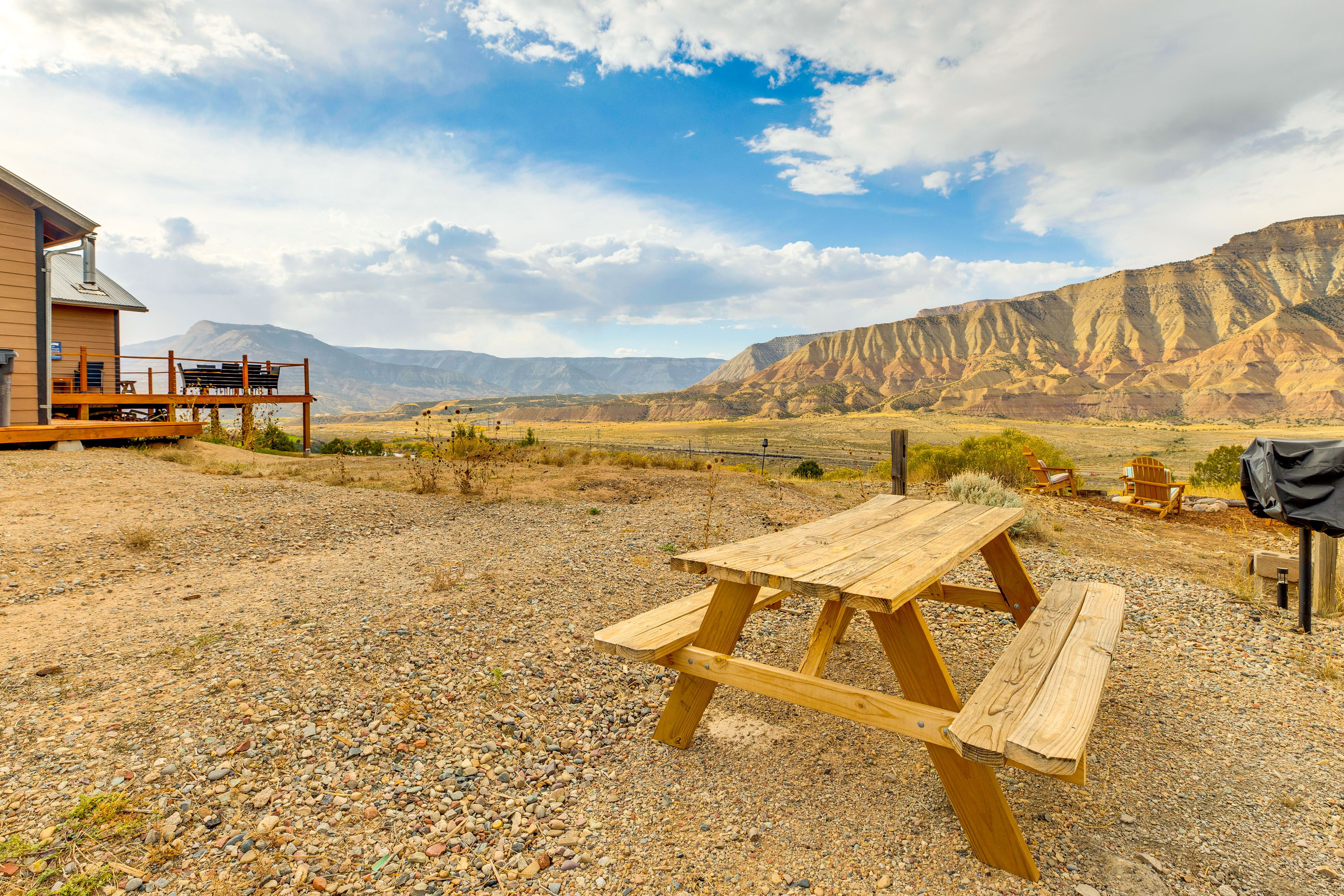Picnic Area | Charcoal Grill | Fire Pit
