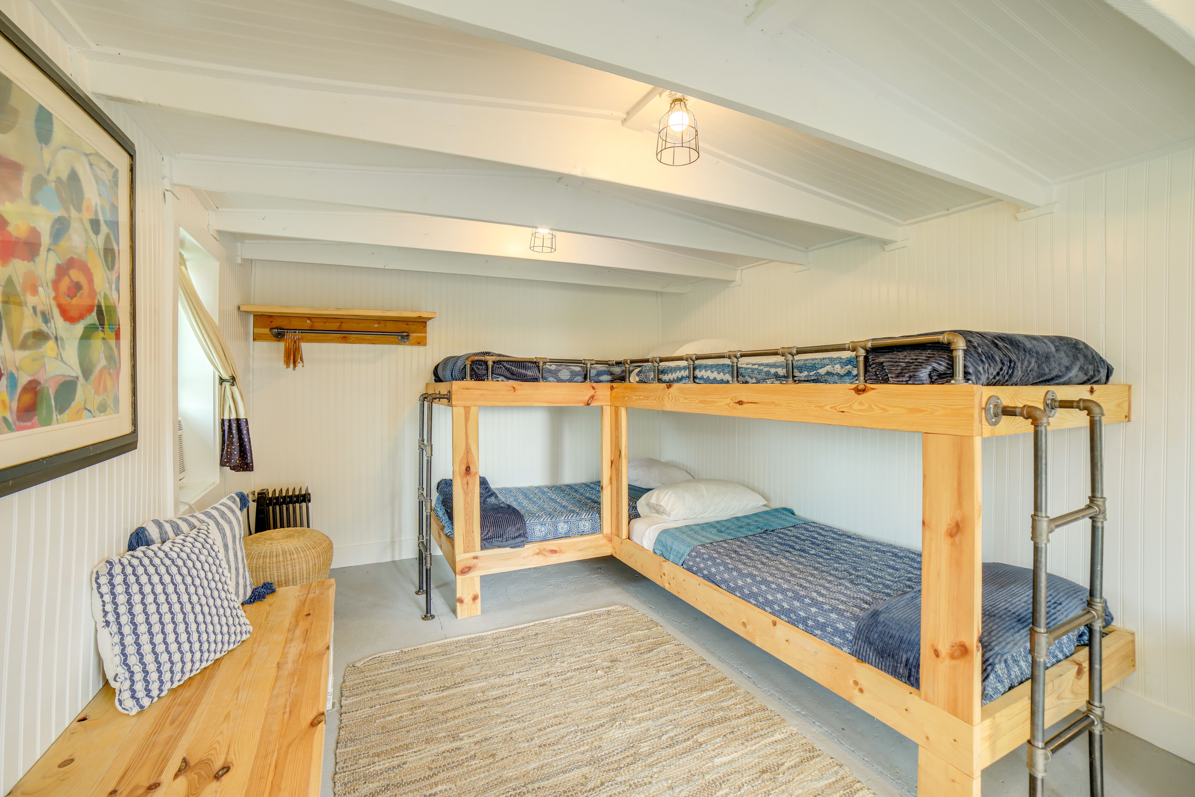 Bedroom 5 (Bunkhouse) | 2 Twin Bunk Beds