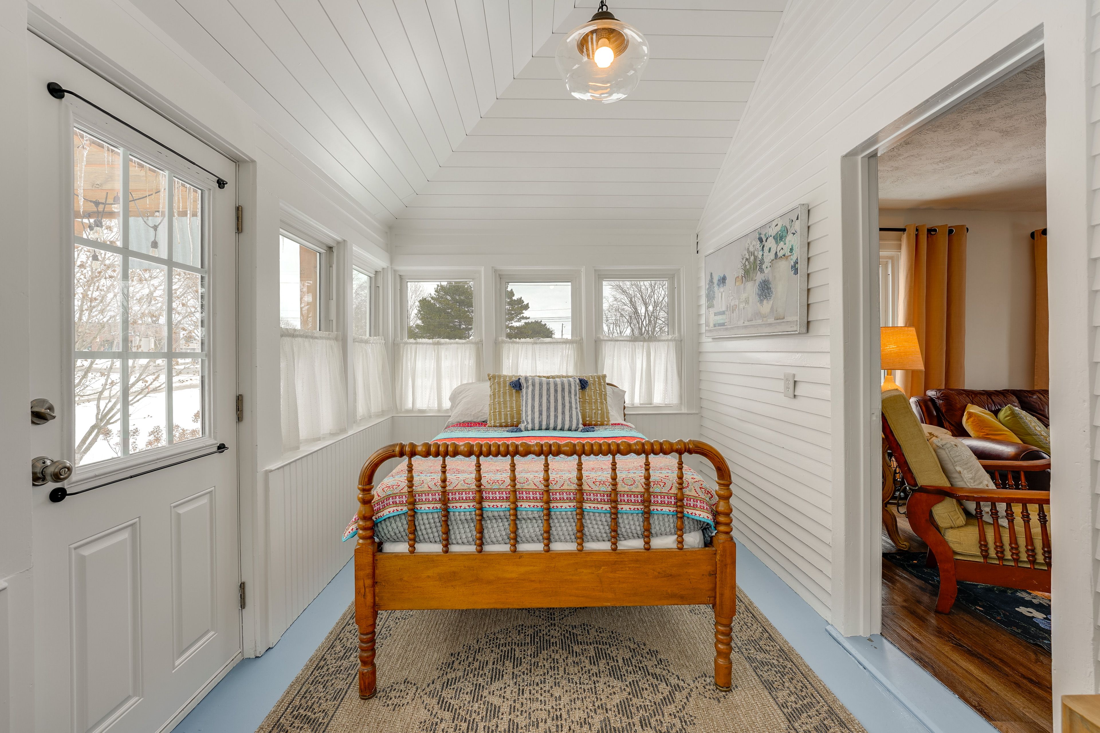 Main House | Bedroom 2 | 1st Floor | Twin Bed