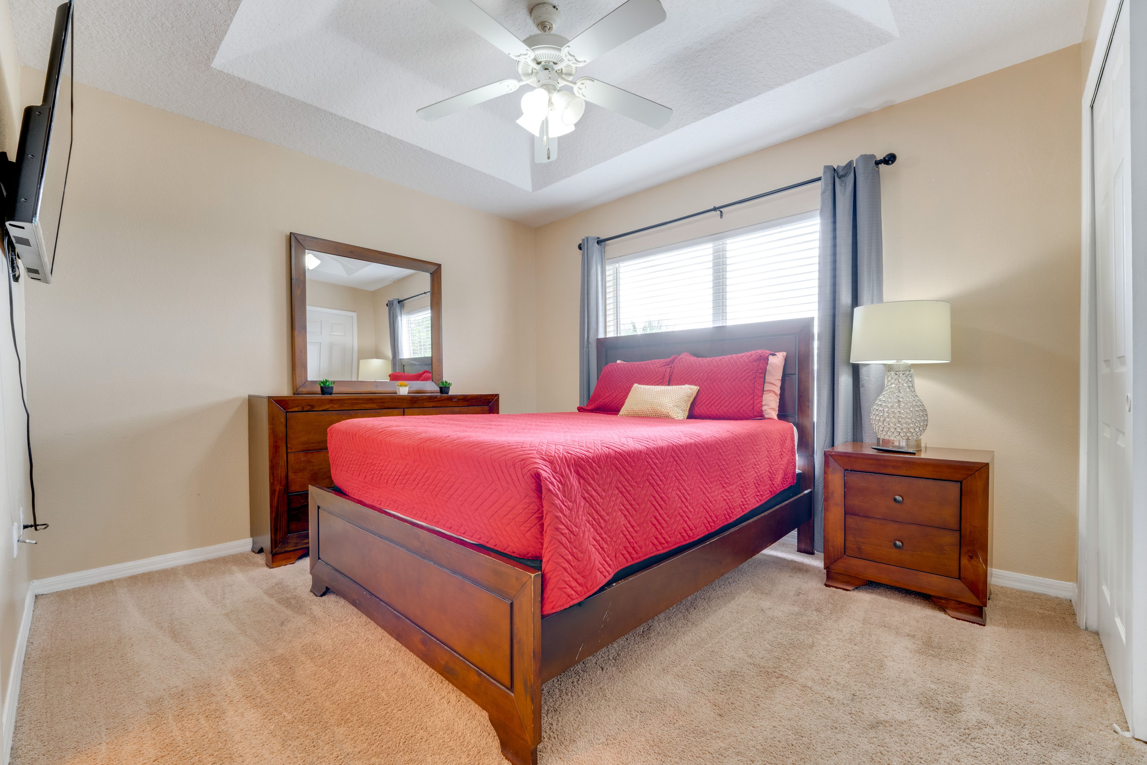 Bedroom 1 | Queen Bed | Linens Provided | 2nd Floor