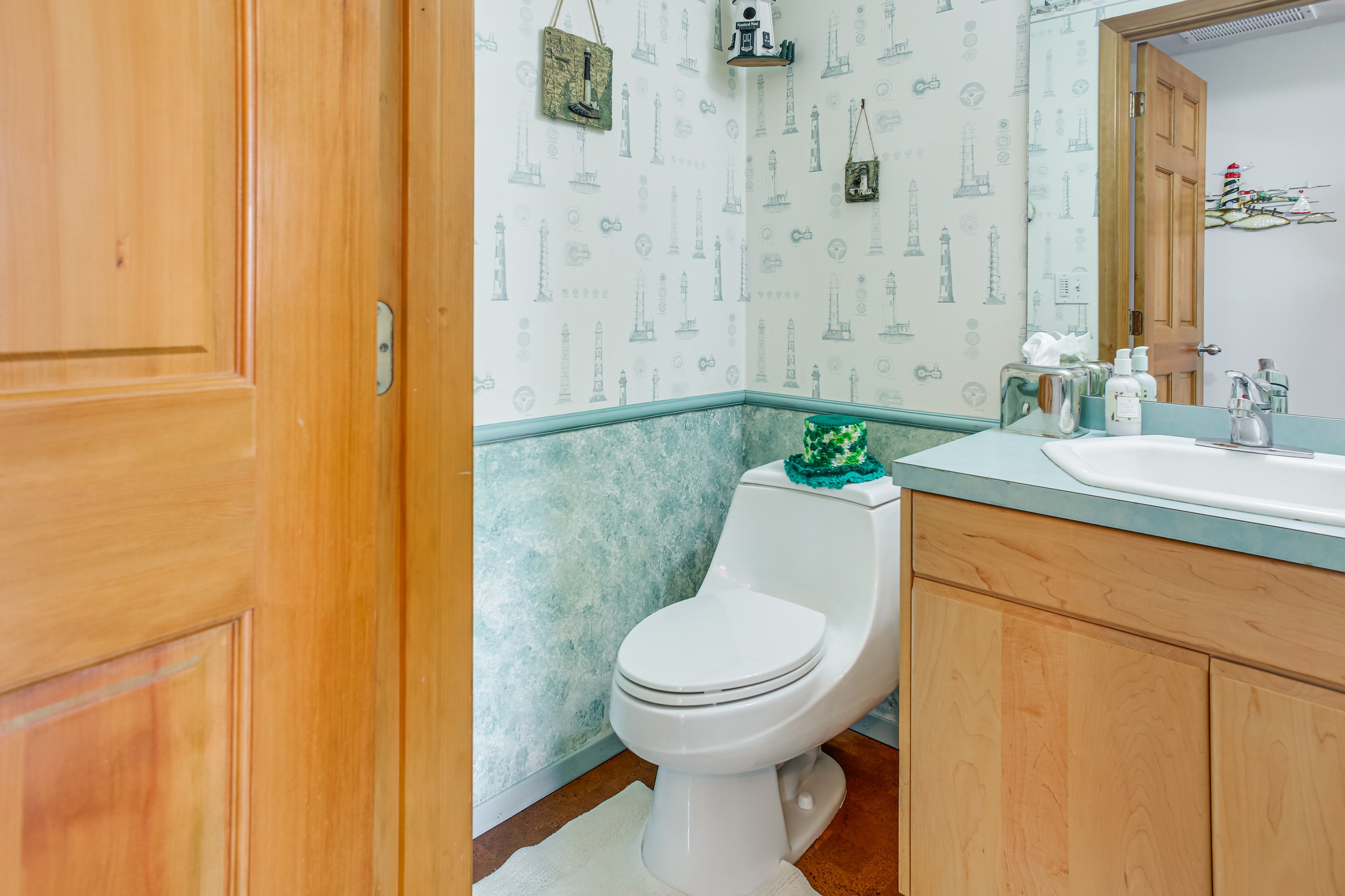 Half Bathroom | 1st Floor