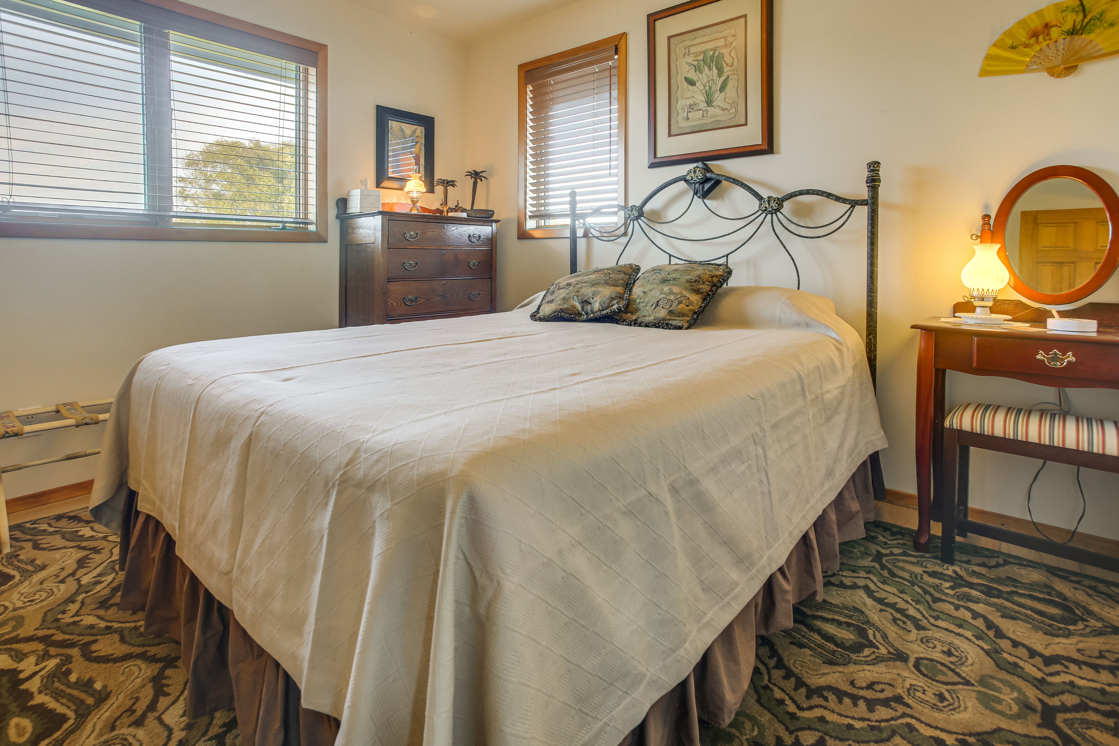 Bedroom 3 | Queen Bed | 2nd Floor