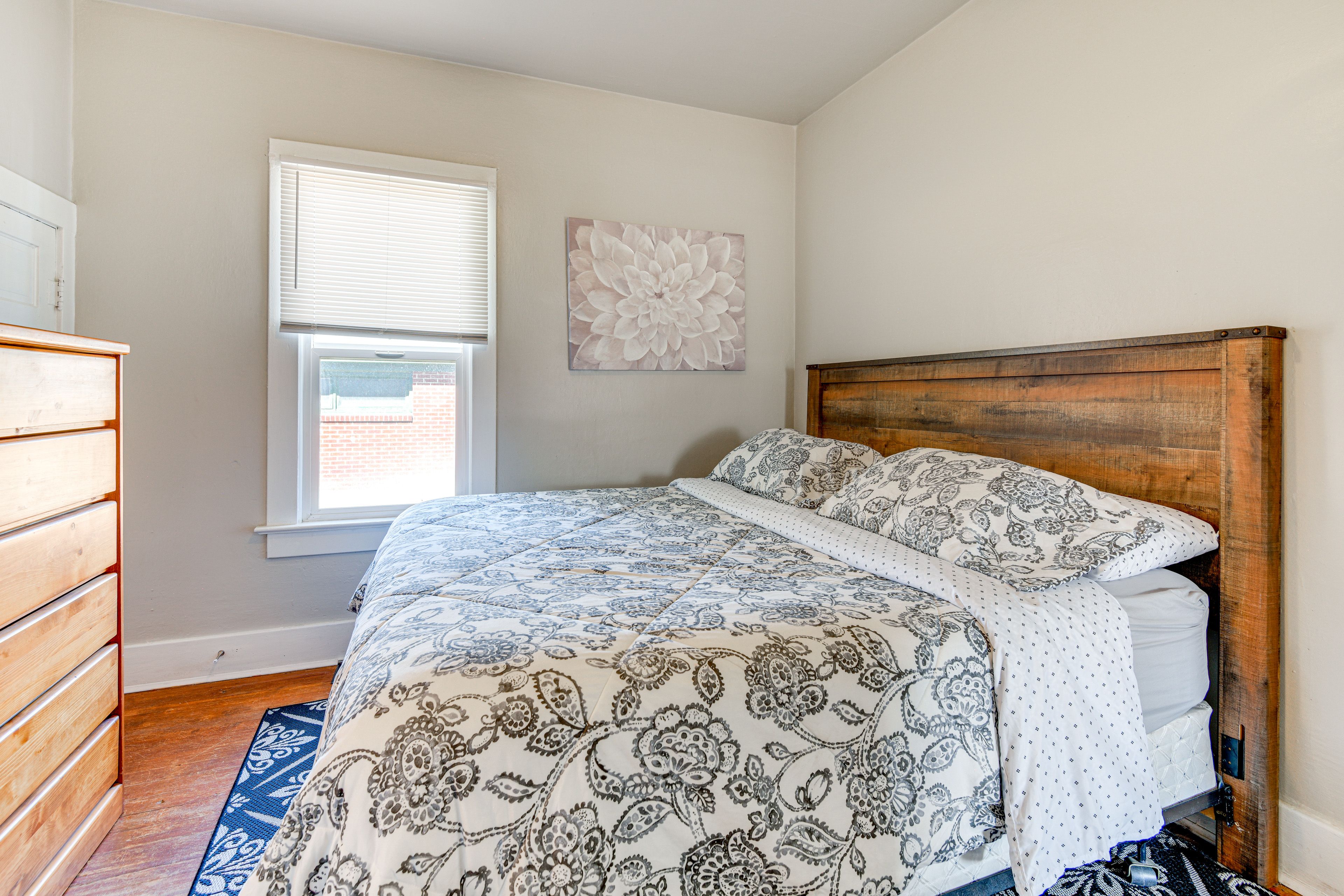 Bedroom 1 | 1st Floor | King Bed