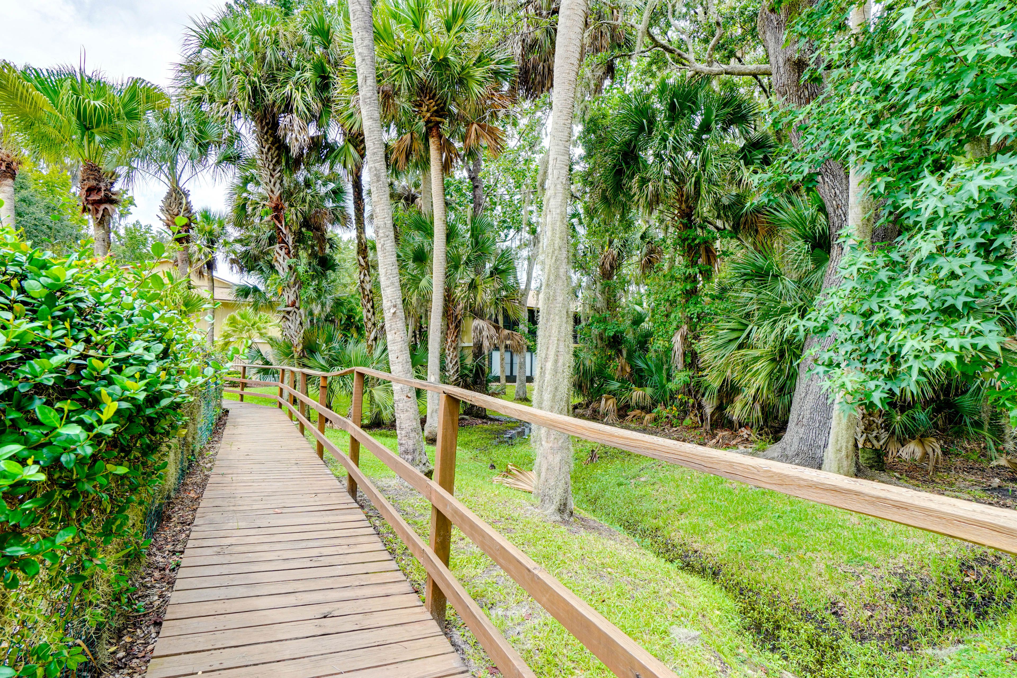Community Walking Path | Access to Lake Monroe