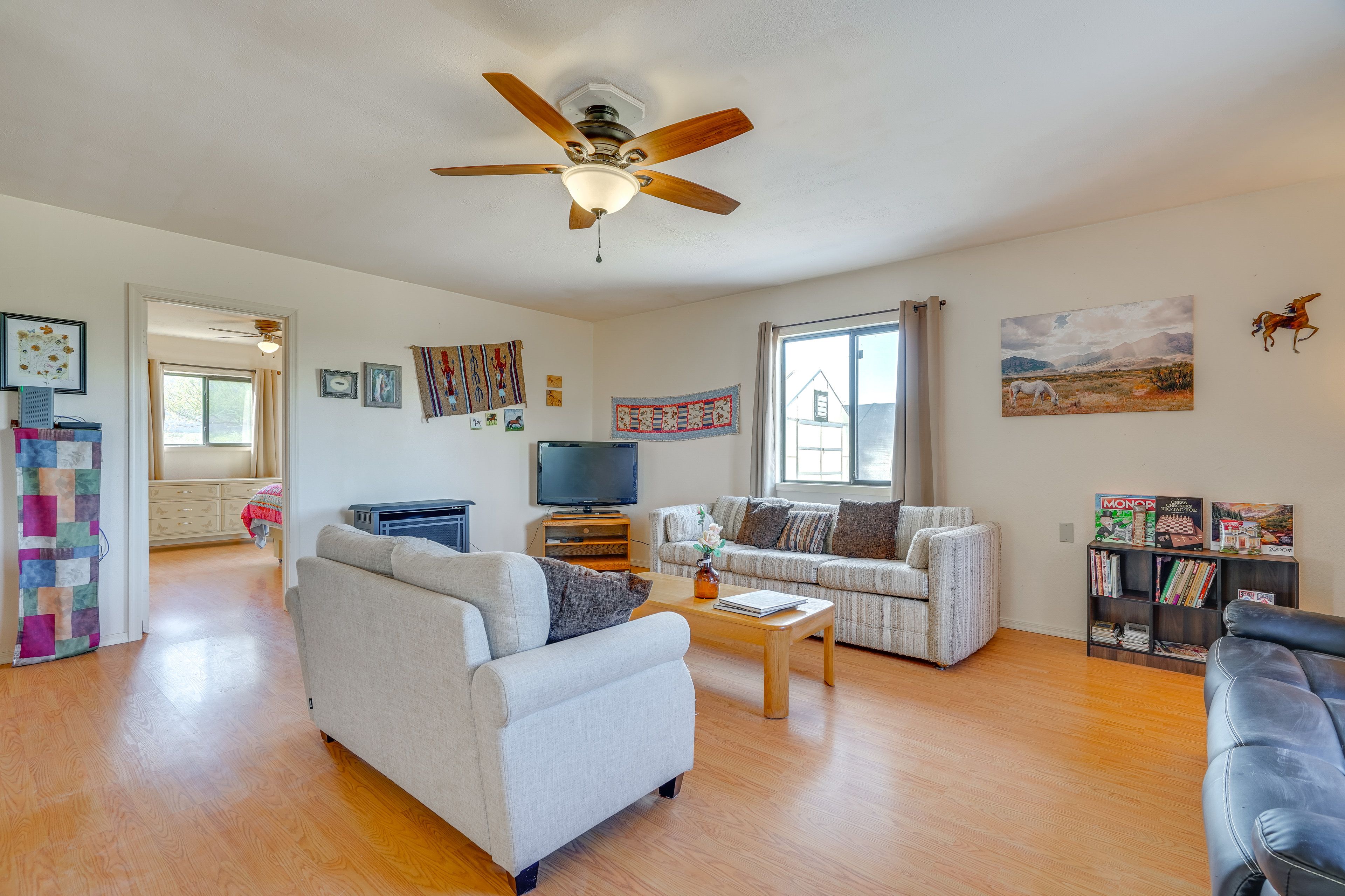Living Room | Cable TV | Gas Fireplace | Queen Sleeper Sofa