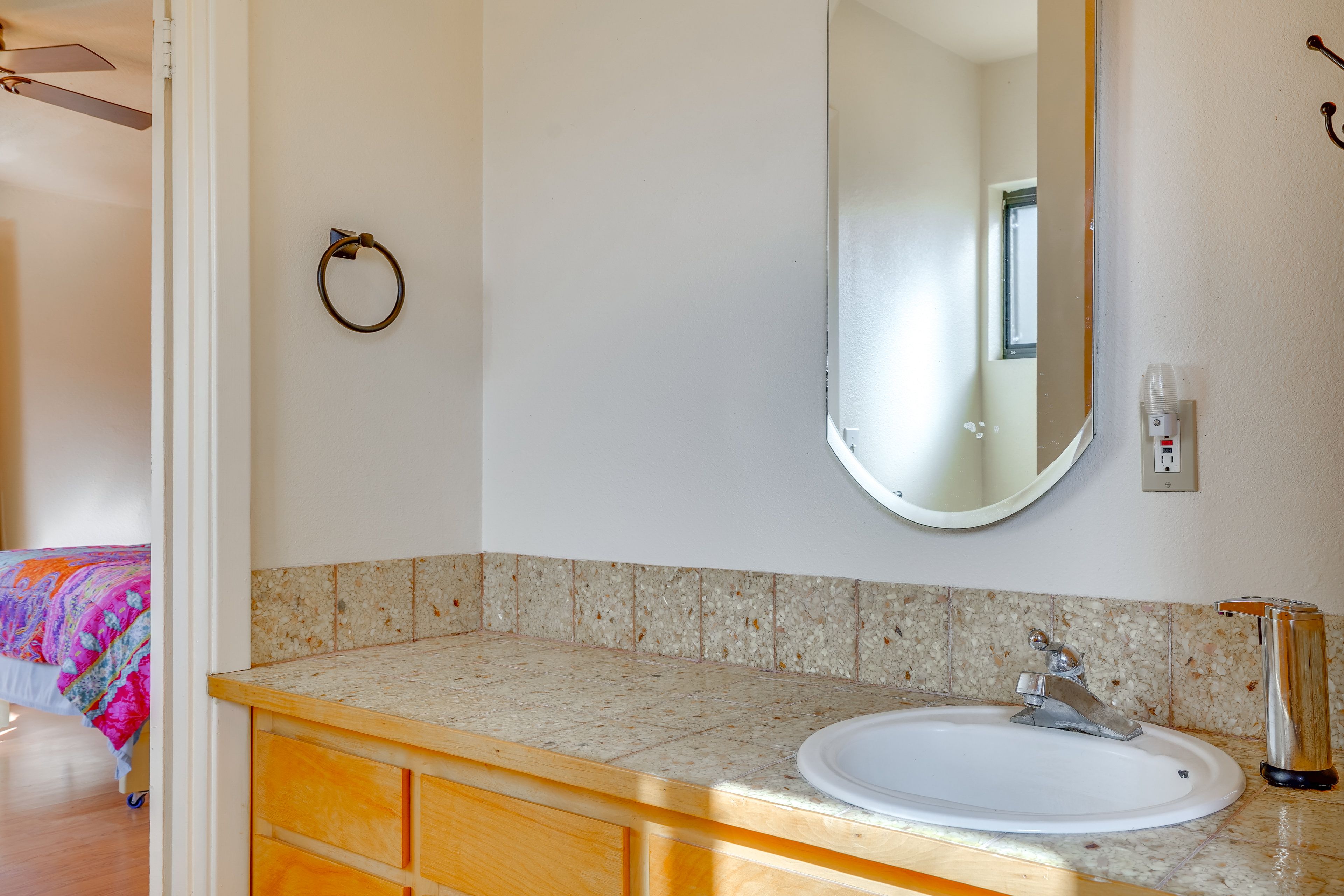En-Suite Bathroom | Complimentary Toiletries