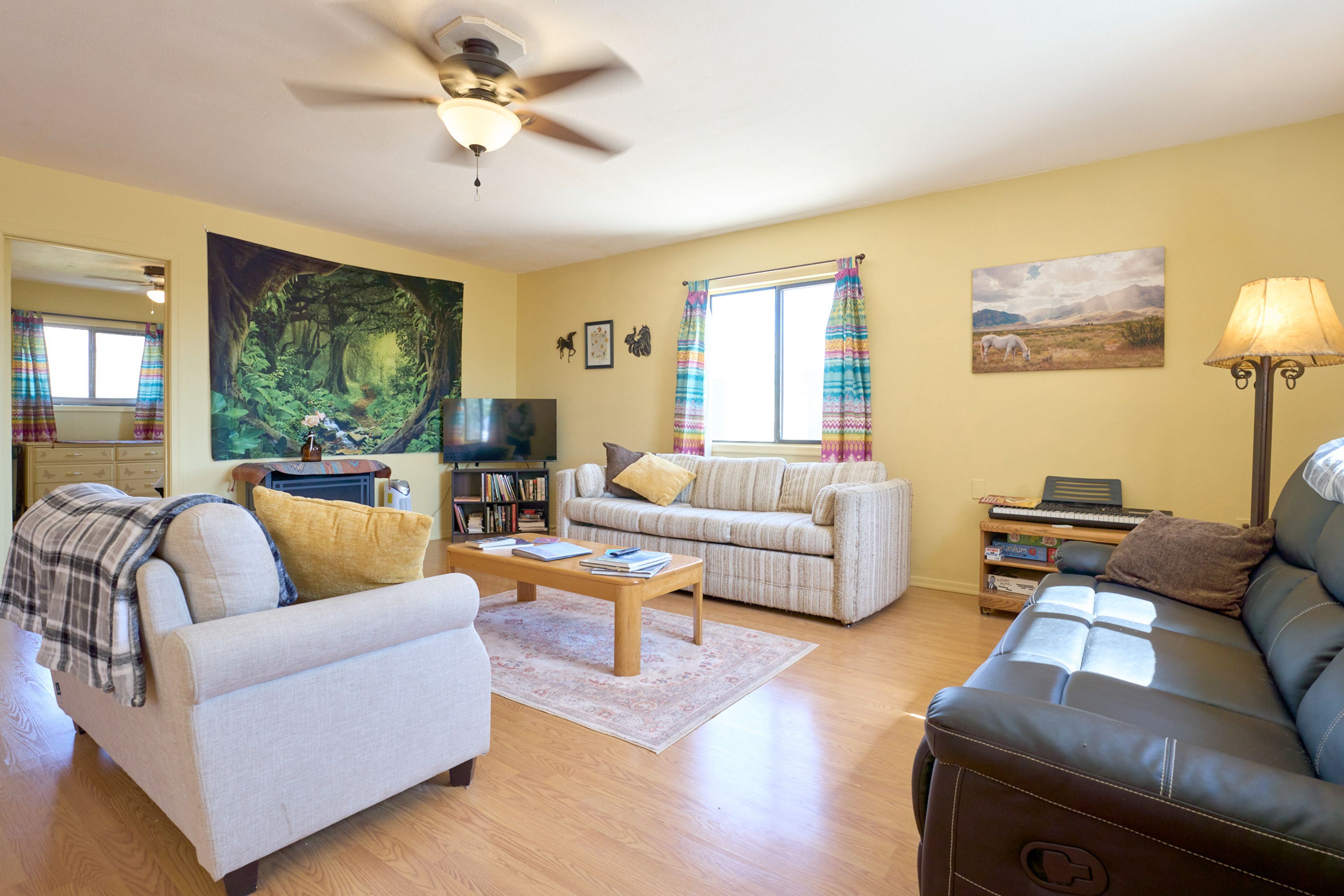 Living Room | Cable TV | Gas Fireplace | Queen Sleeper Sofa