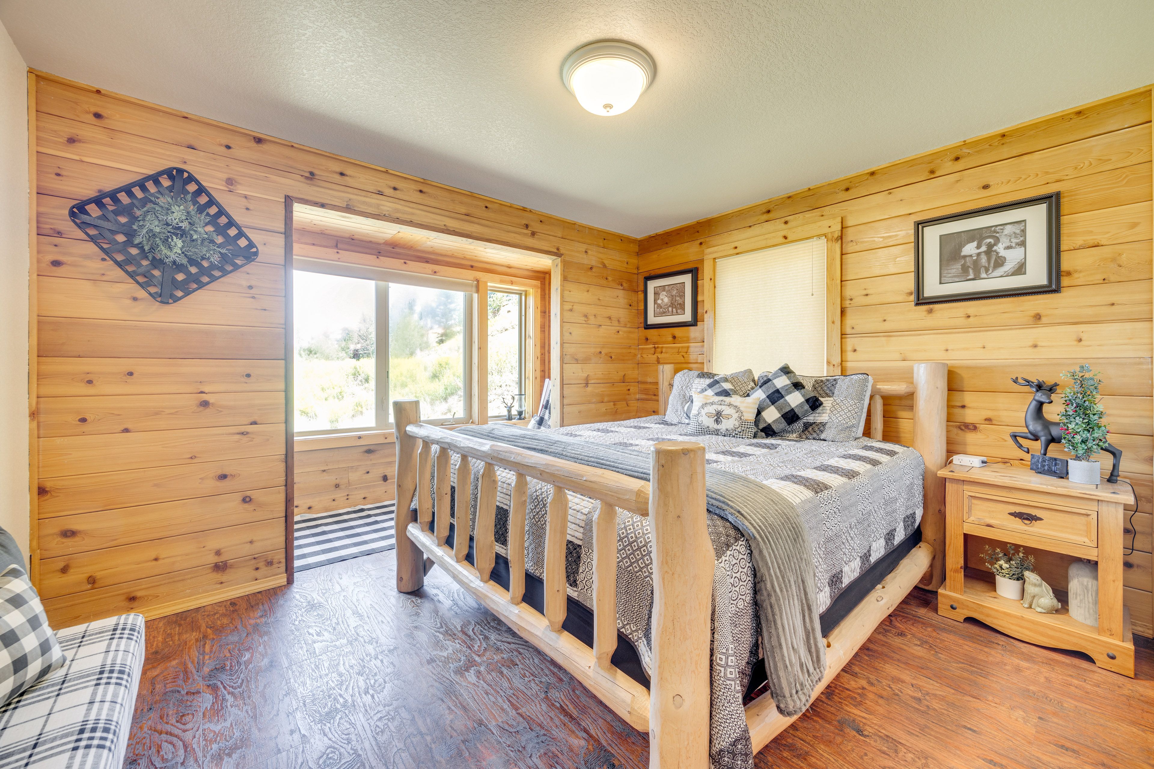 Bedroom 2 | King Bed | Main Level
