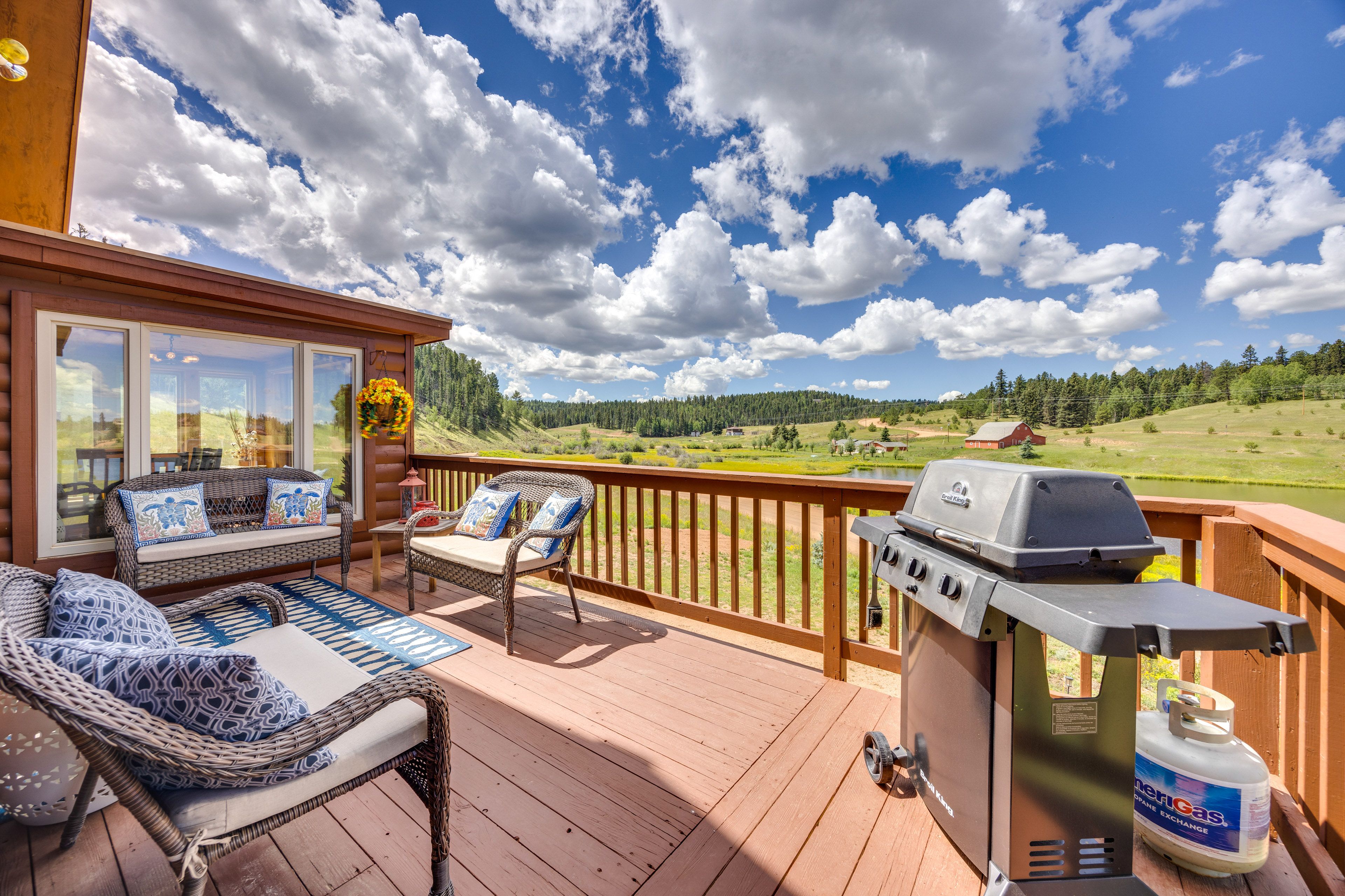 Elevated Deck | Gas Grill | Lounge Area
