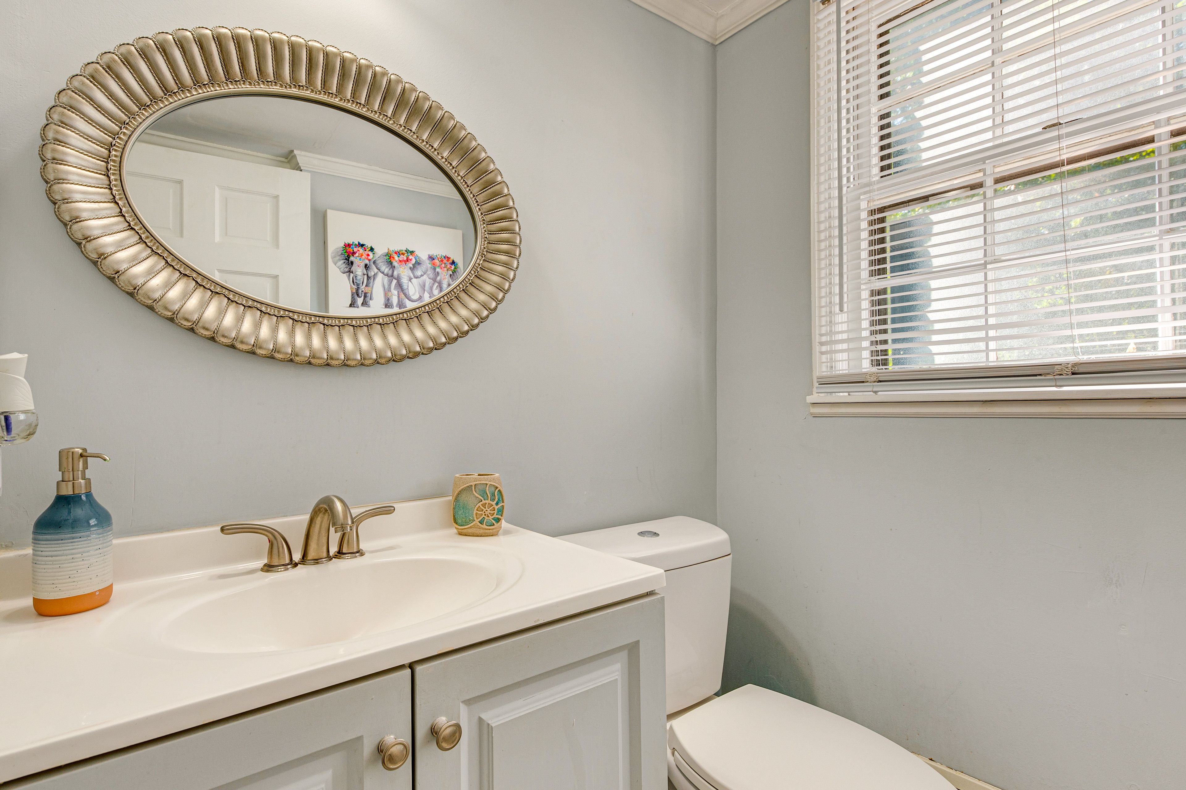 Half Bathroom | 1st Floor