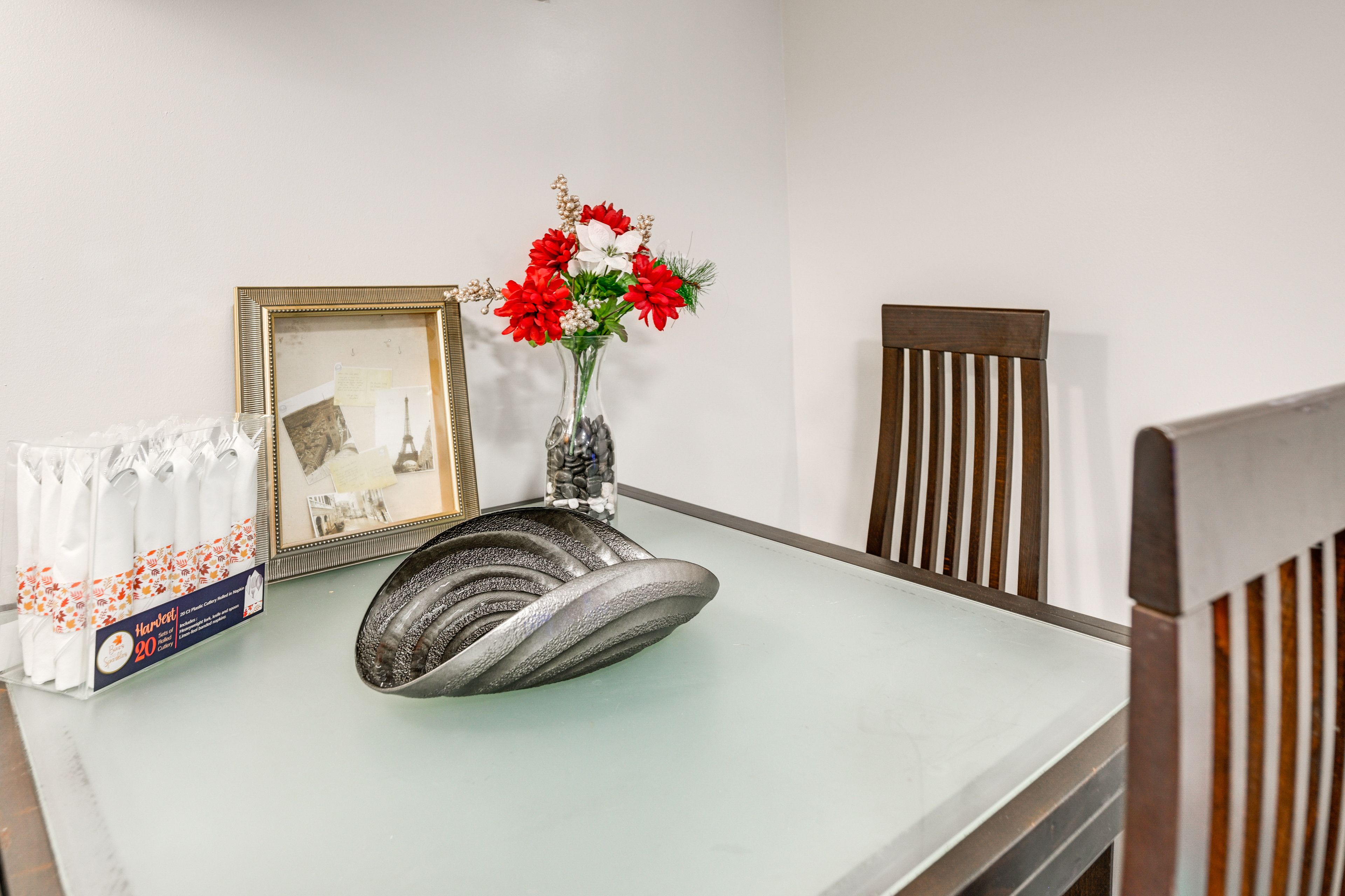 Dining Table | Dishware & Flatware Provided