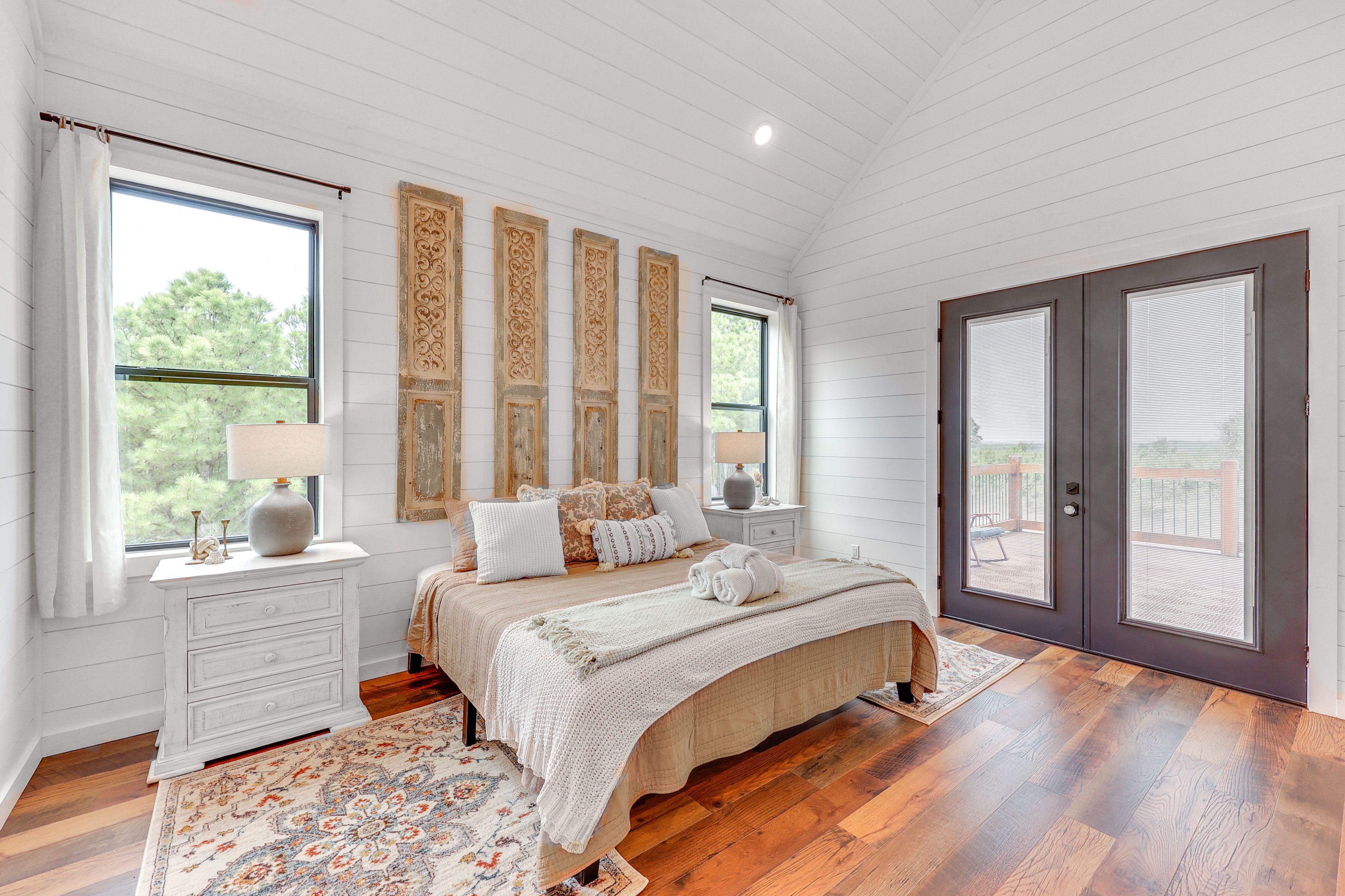 Bedroom Suite 3 | King Bed | Flat-Screen TV | 2nd Floor