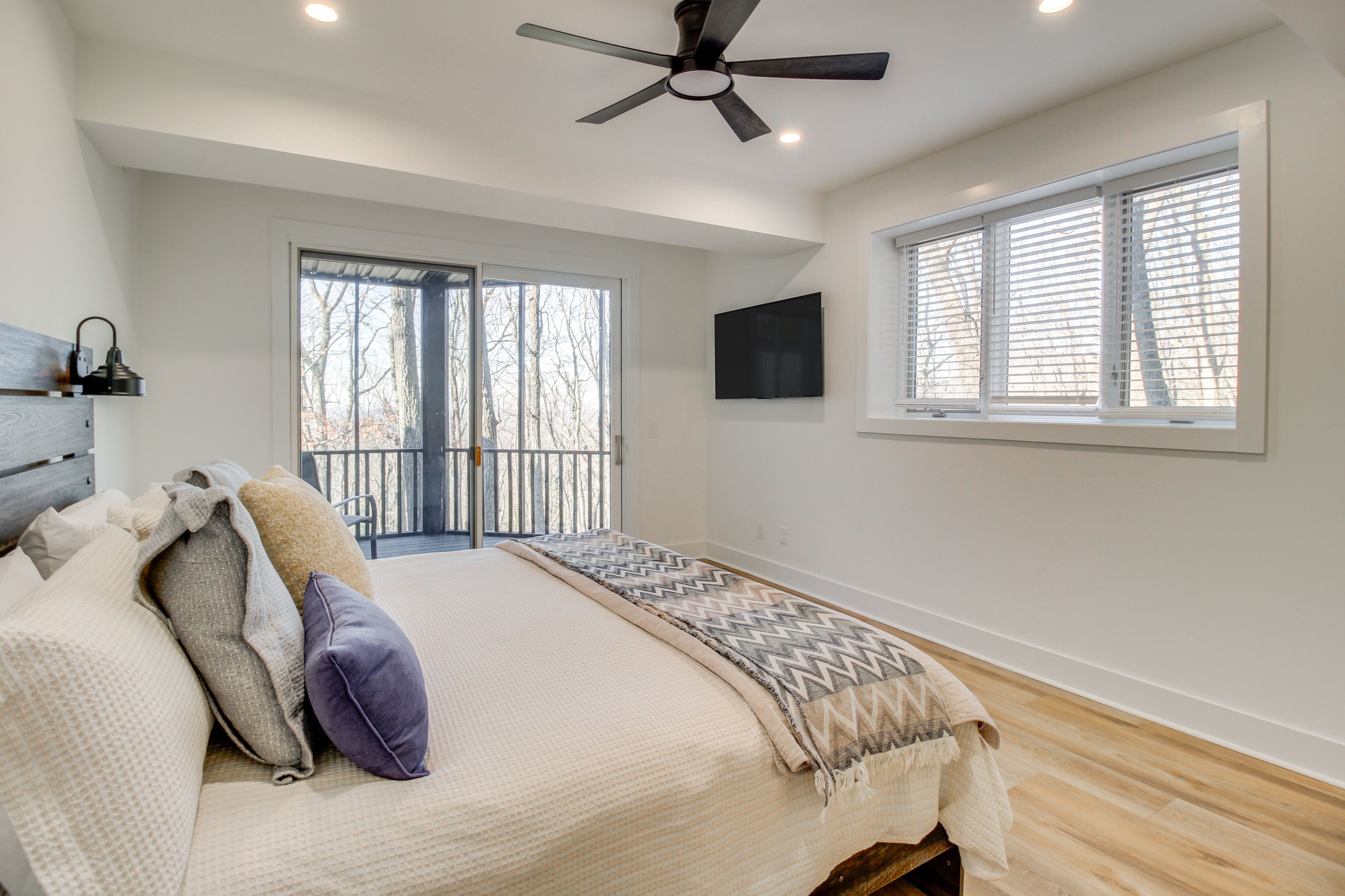 Bedroom 1 | King Bed | Walk-In Closet | Basement