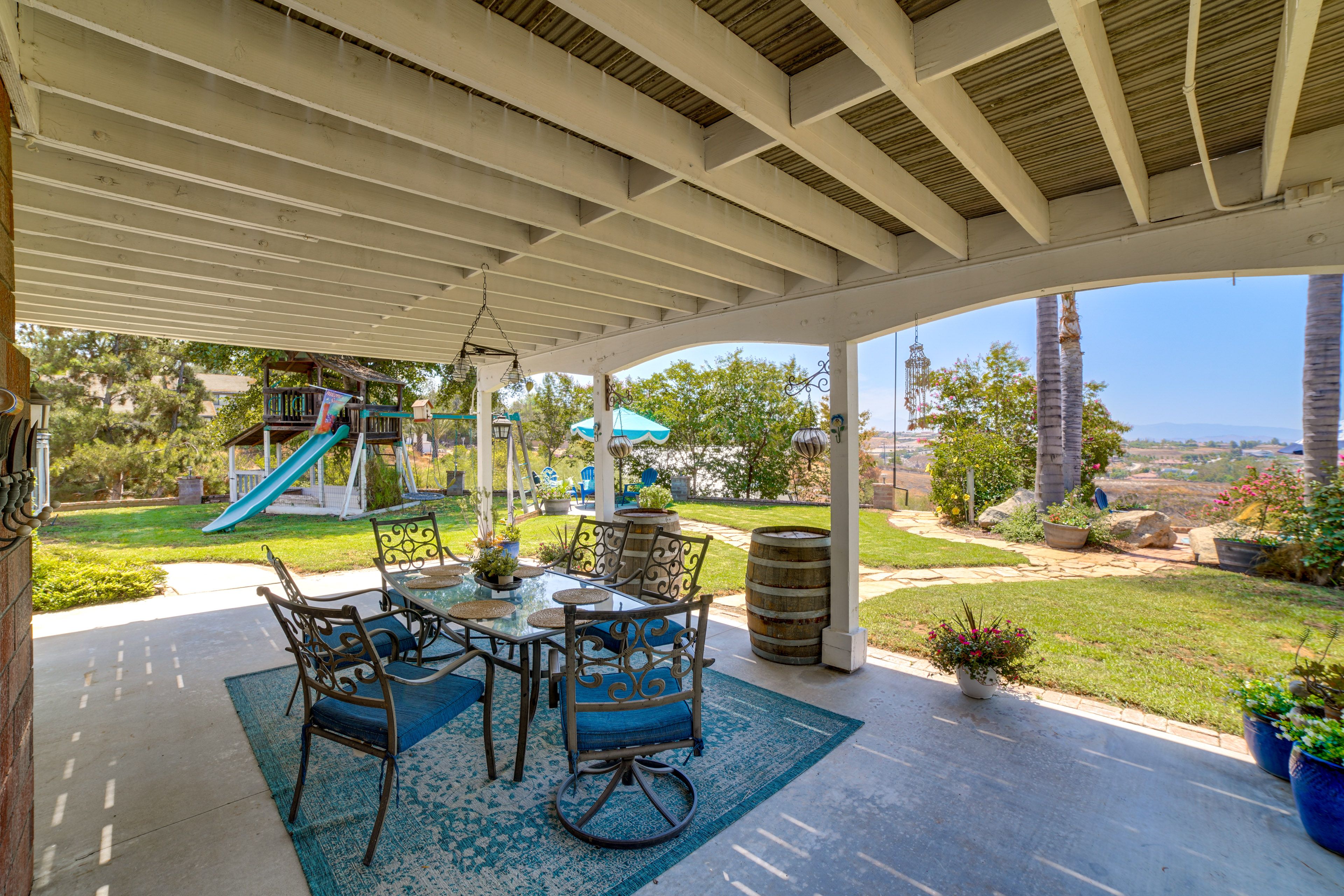 Riverside Vacation Rental | 4BR | 3BA | Step-Free Access | 2,970 Sq Ft