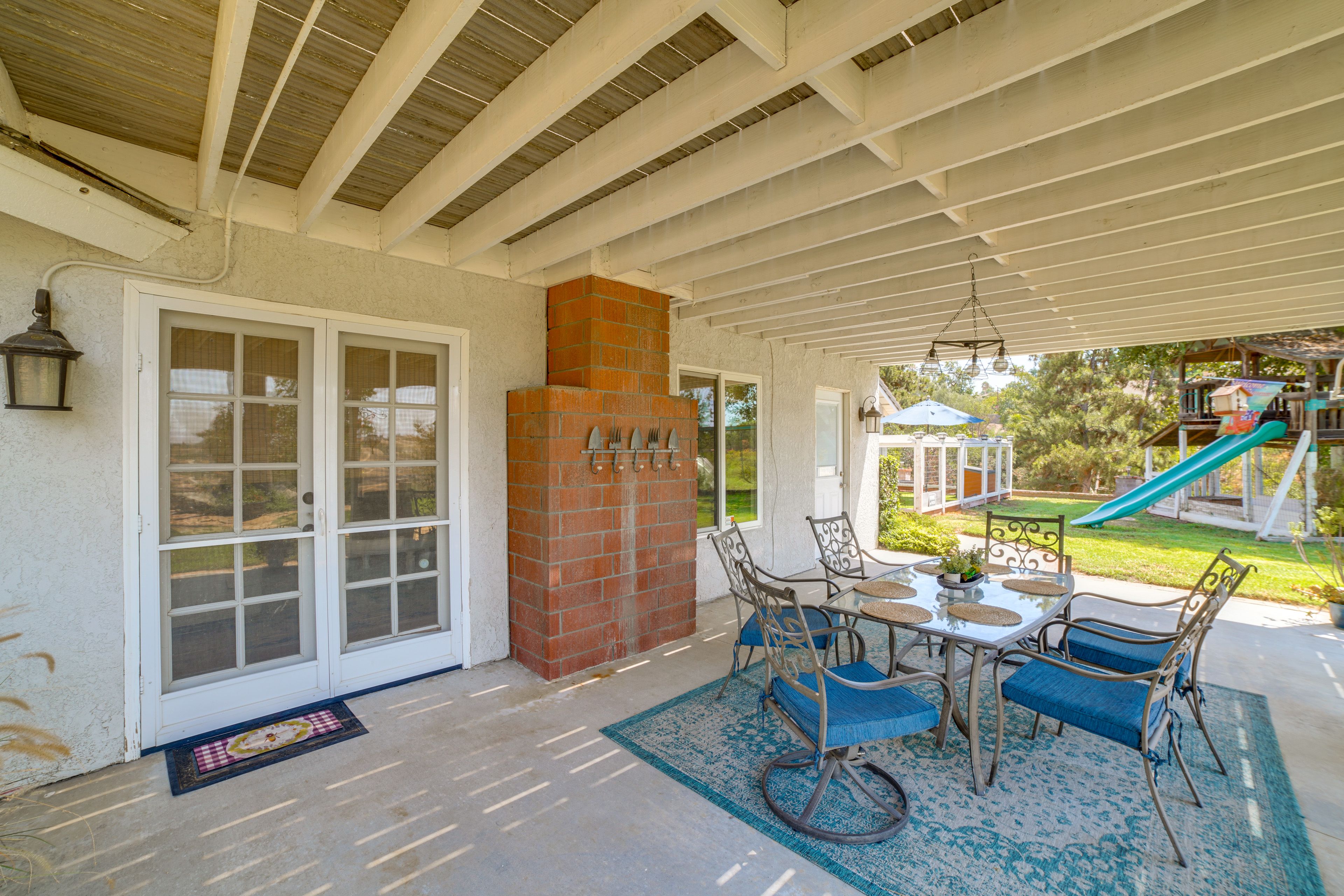 Covered Patio | Dining Area