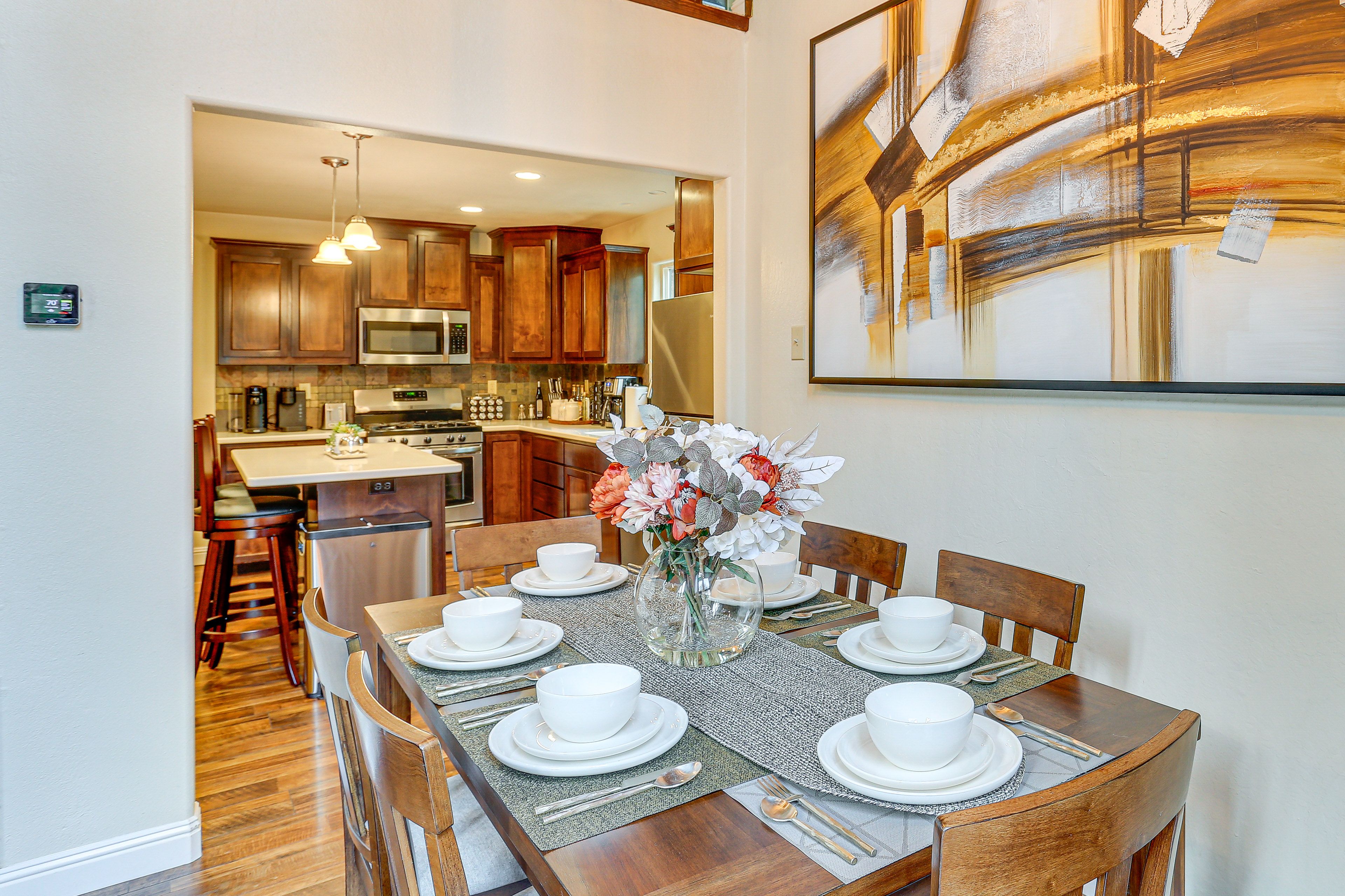 Dining Room | 1st Floor | Dining Table
