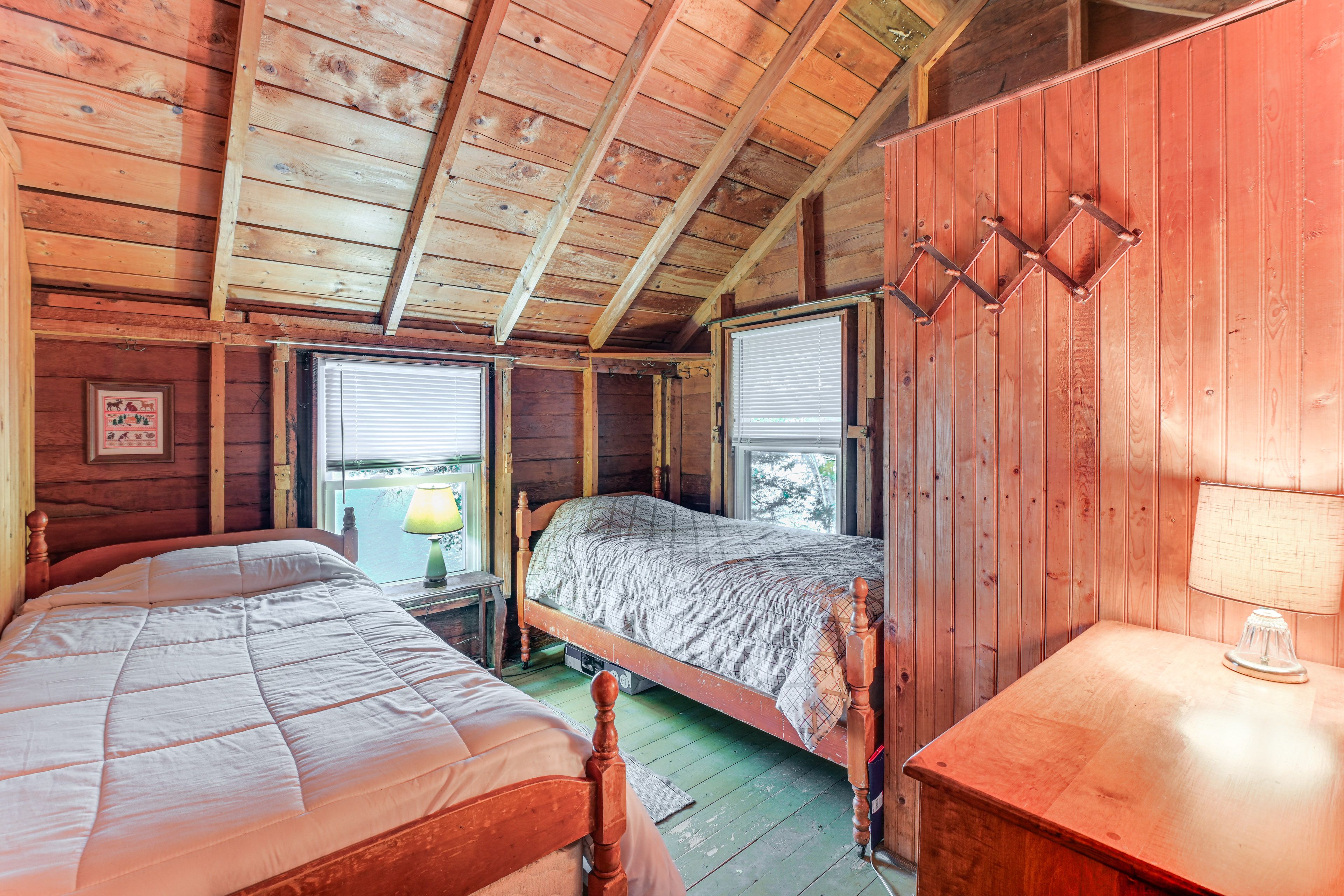 Bedroom 2 | 2 Twin Beds | 2nd Floor