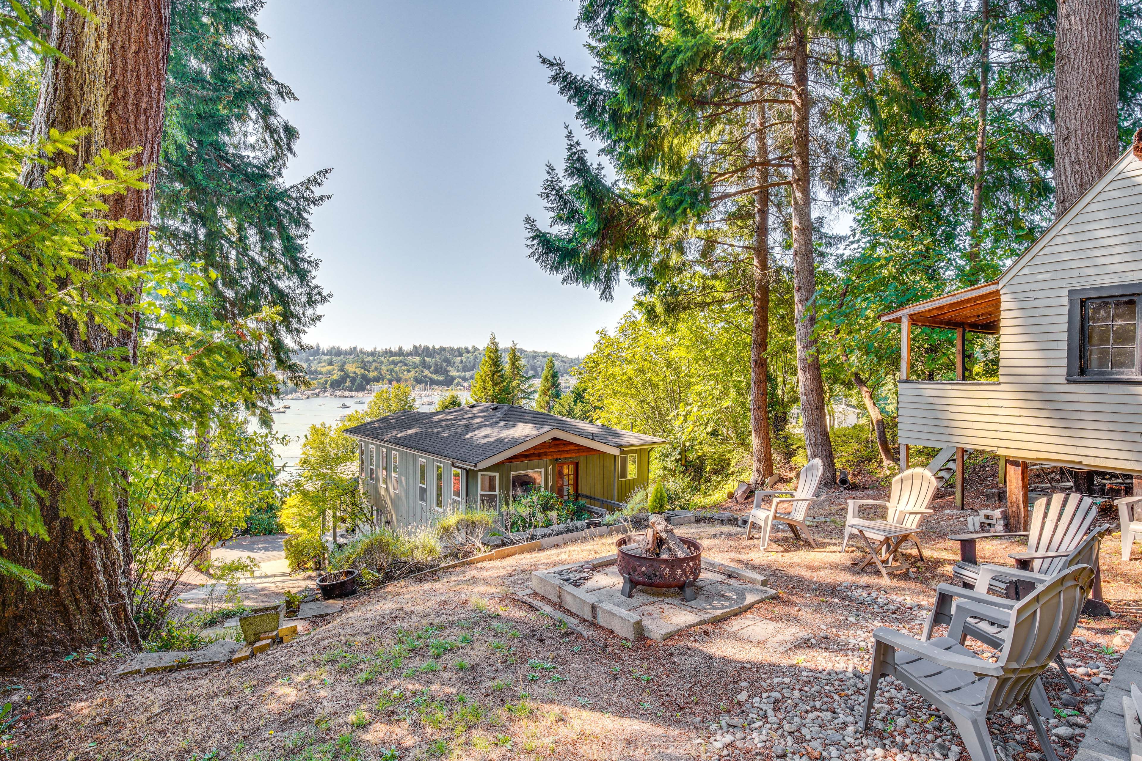 Gig Harbor Vacation Rental | 3BR | 2.5BA | 2,200 Sq Ft | 3 Steps to Enter