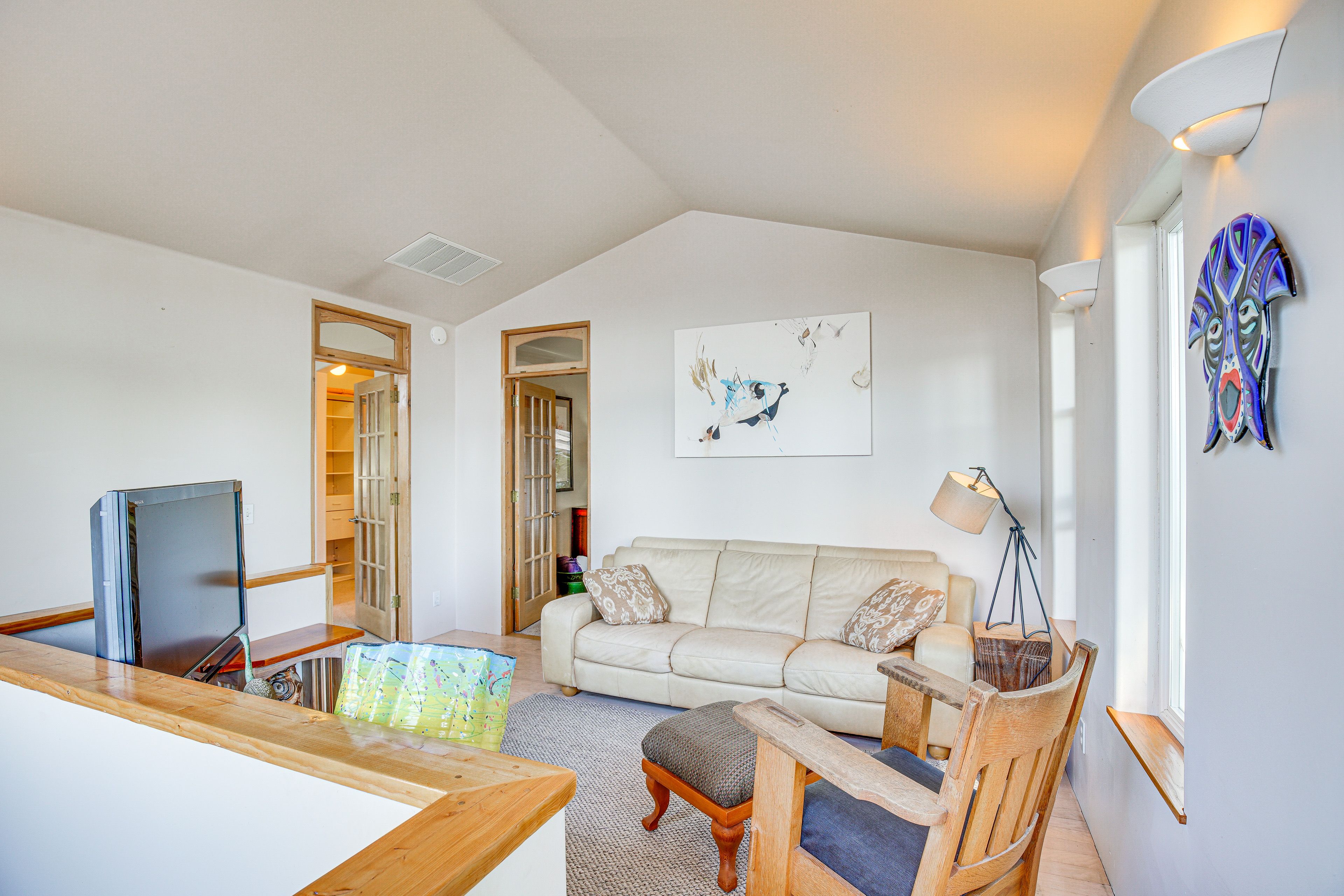 Loft | 2nd Floor