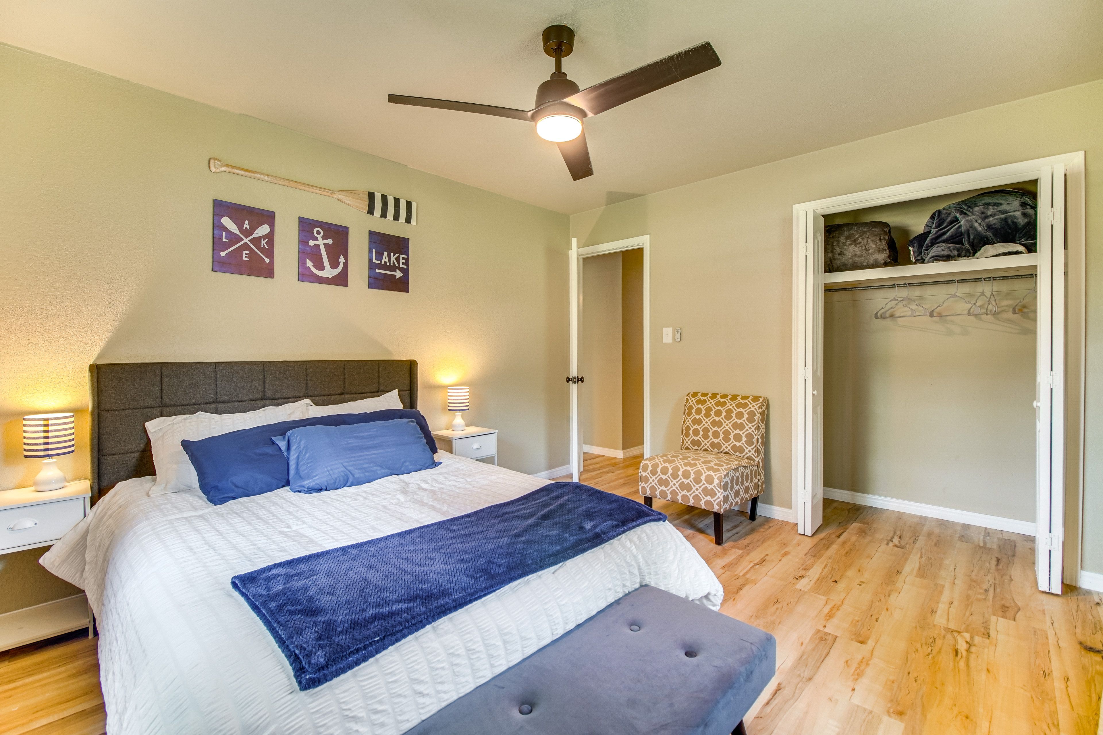 Bedroom 2 | Queen Bed