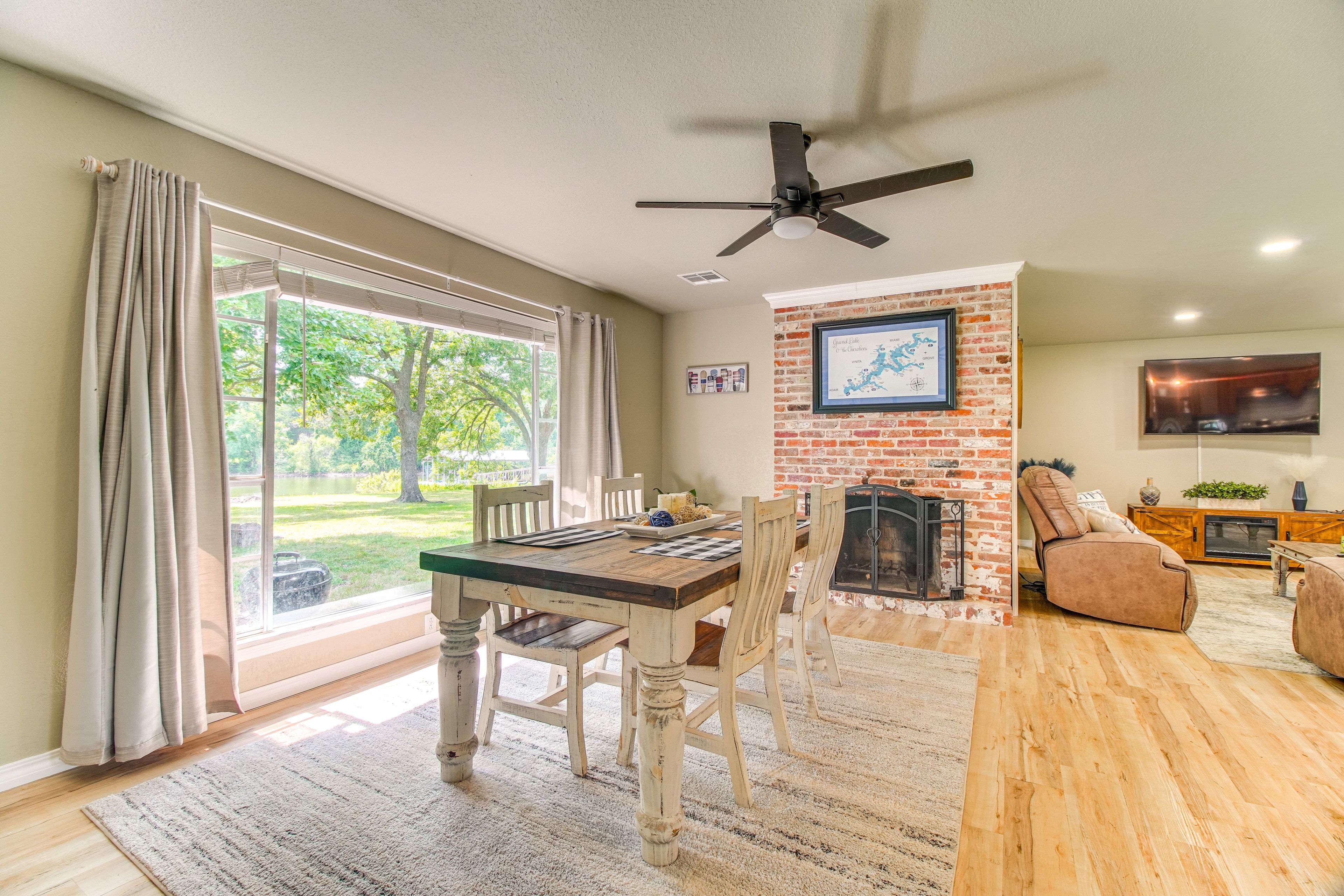 Dining Area | Free WiFi | Single-Story Home