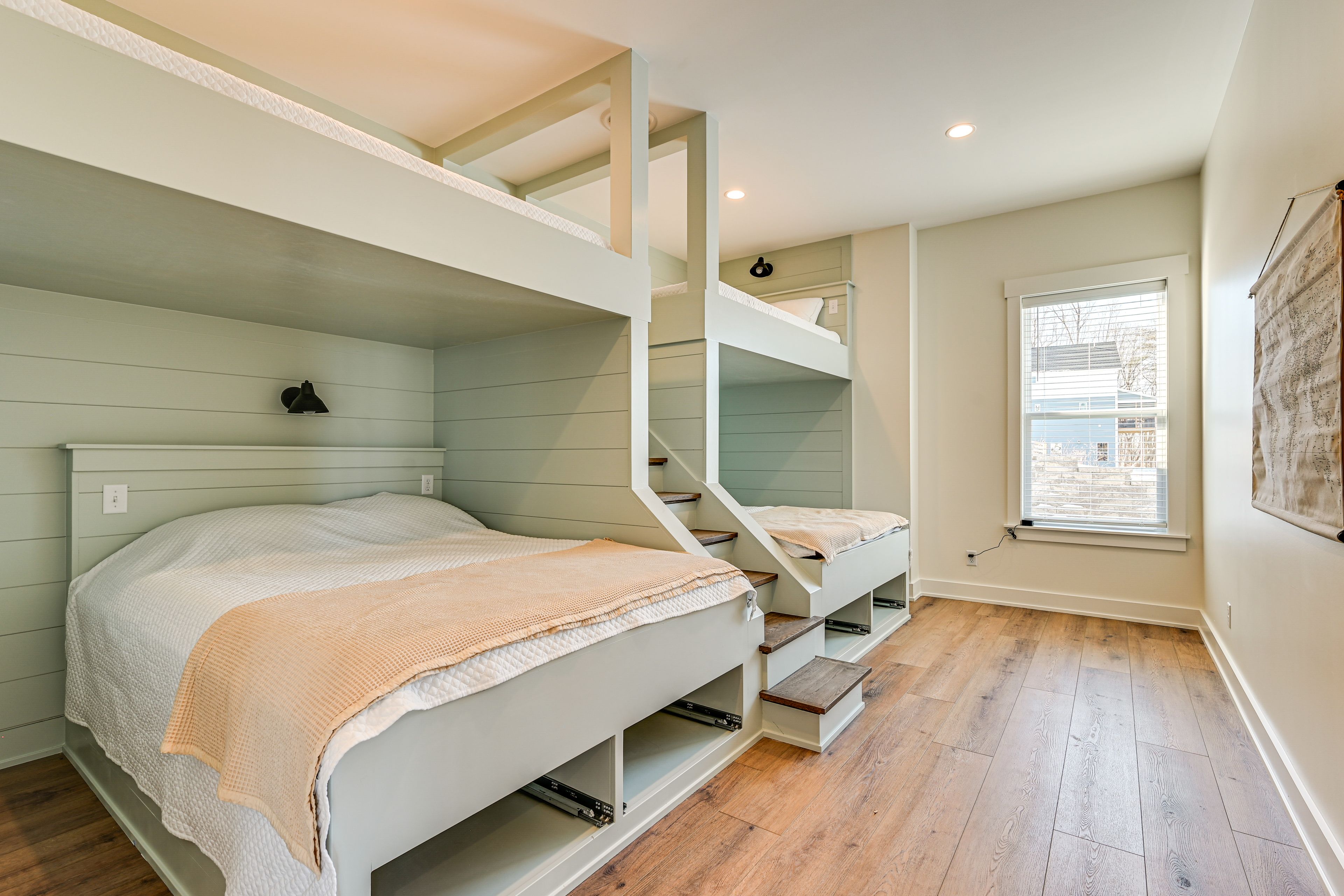 Bedroom 2 | 2 Queen Beds | 2 Lofted Queen Beds | Basement Level