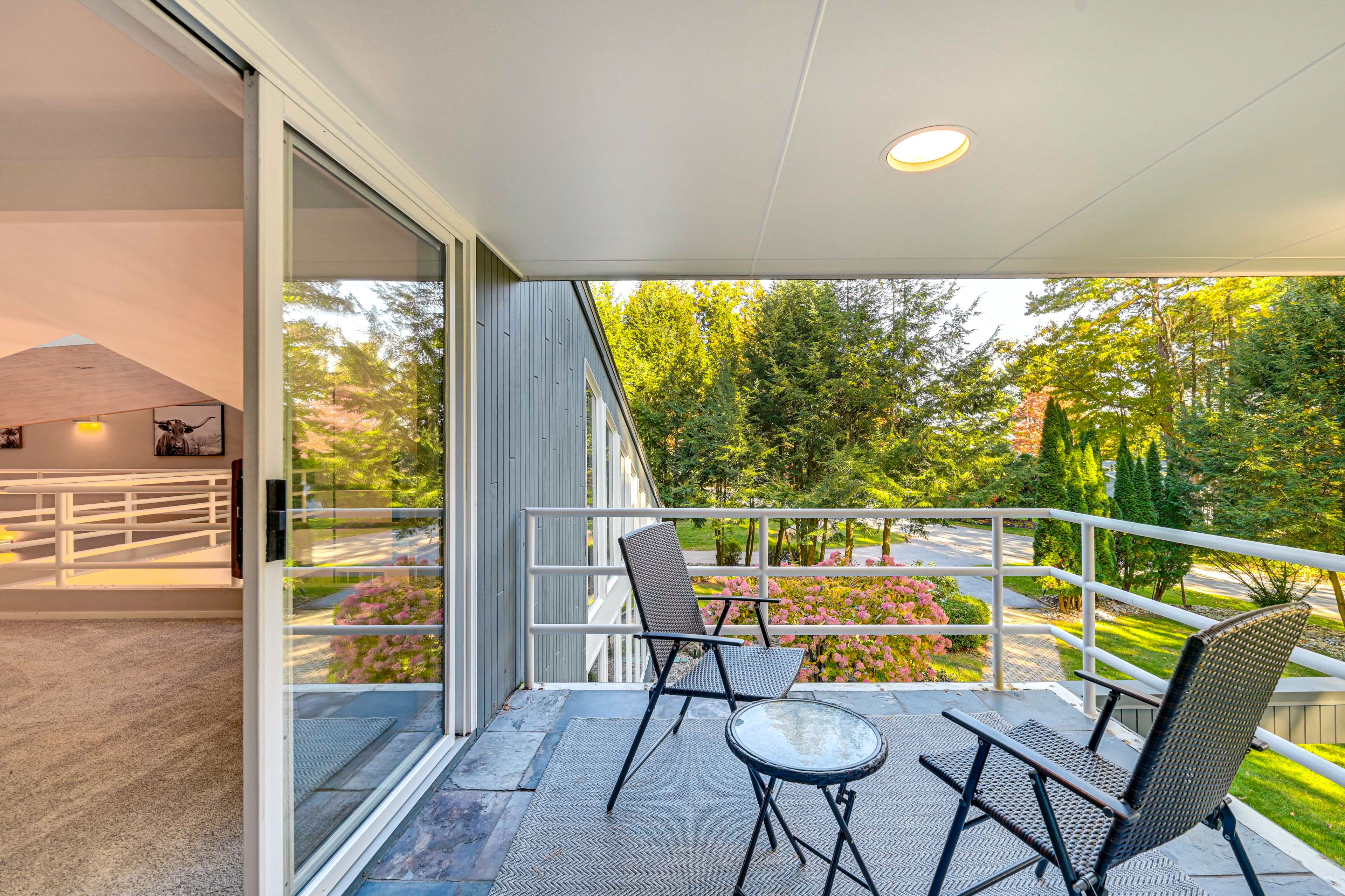 Private Balcony | 2nd Floor