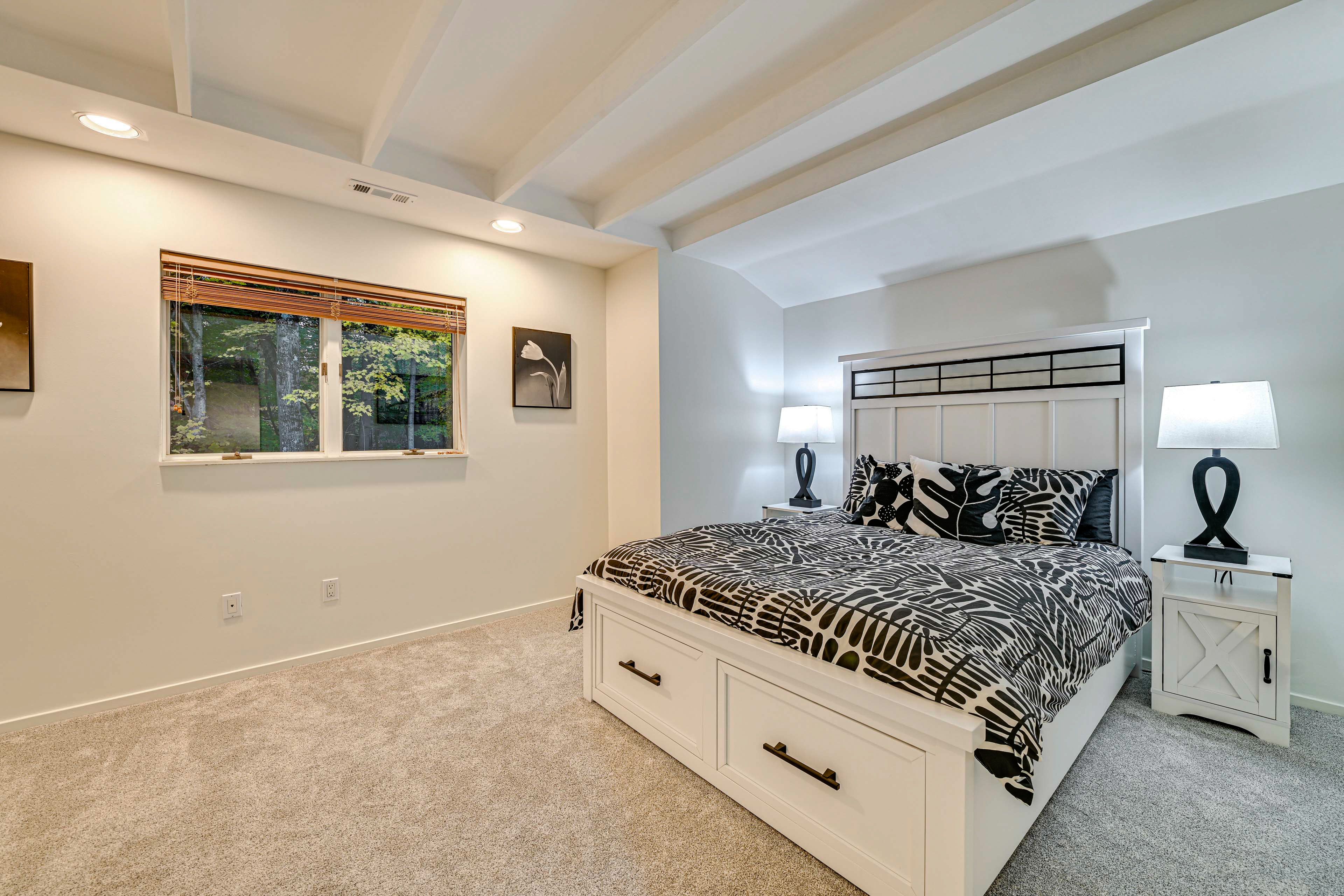 Bedroom 3 | Queen Bed | 2nd Floor